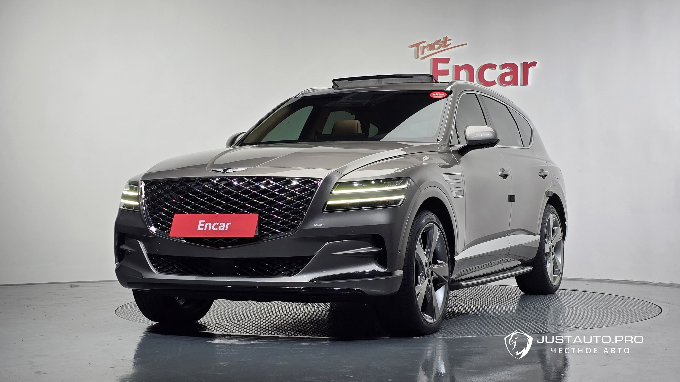 Автомобиль Genesis GV80