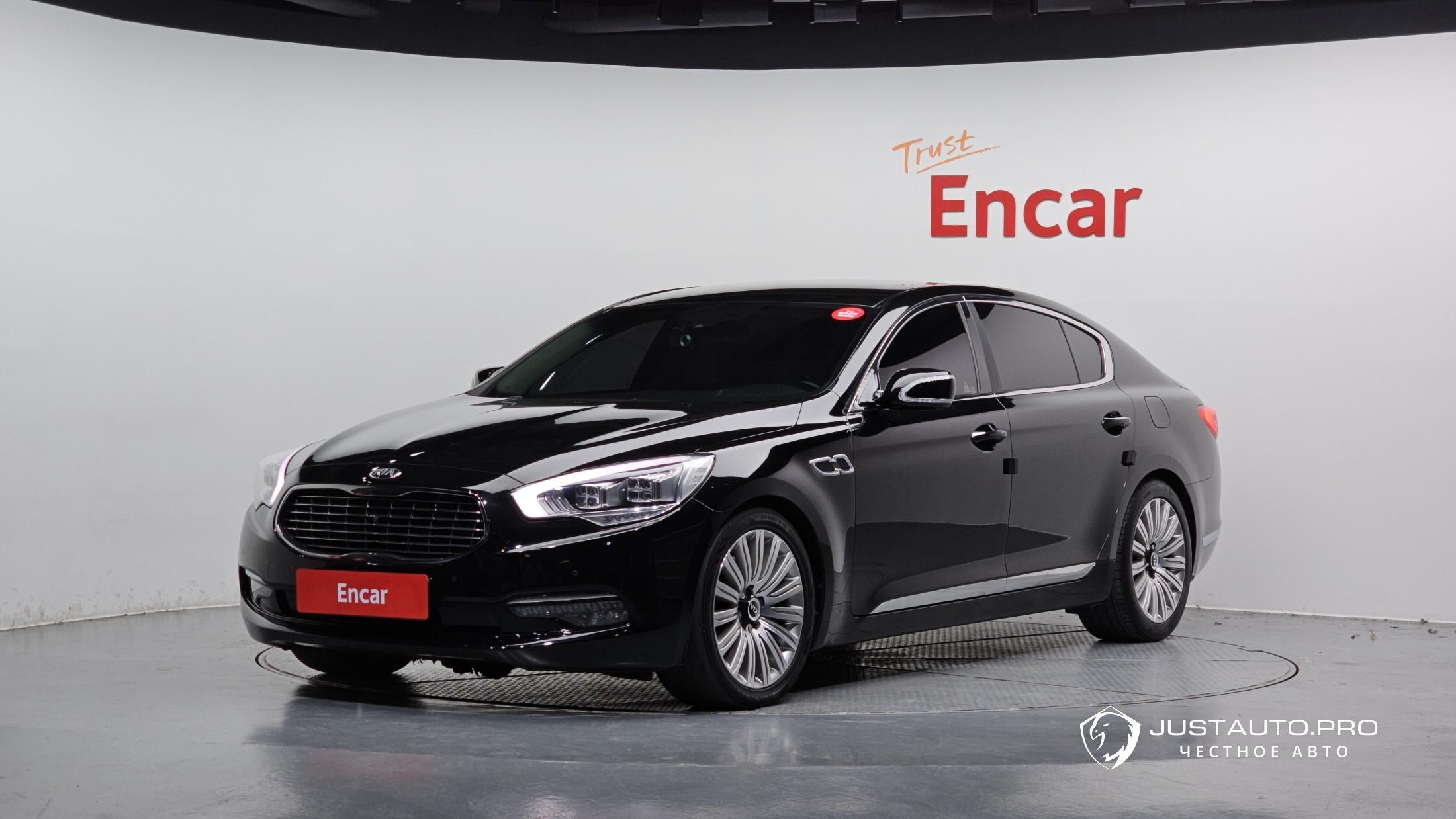 Автомобиль Kia K9