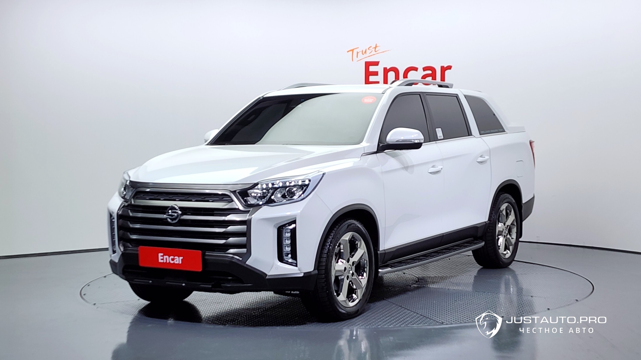 Автомобиль KG_Mobility_Ssangyong Rexton