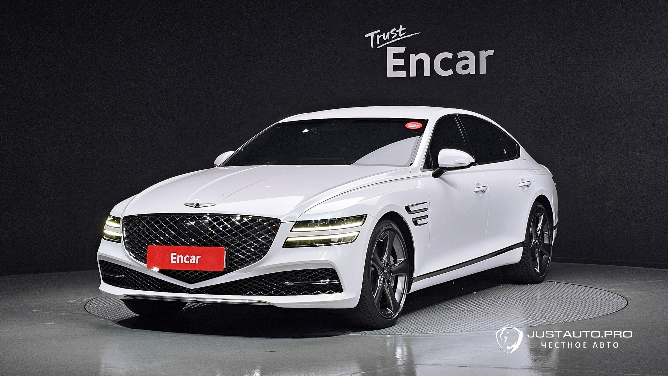 Автомобиль Genesis G80