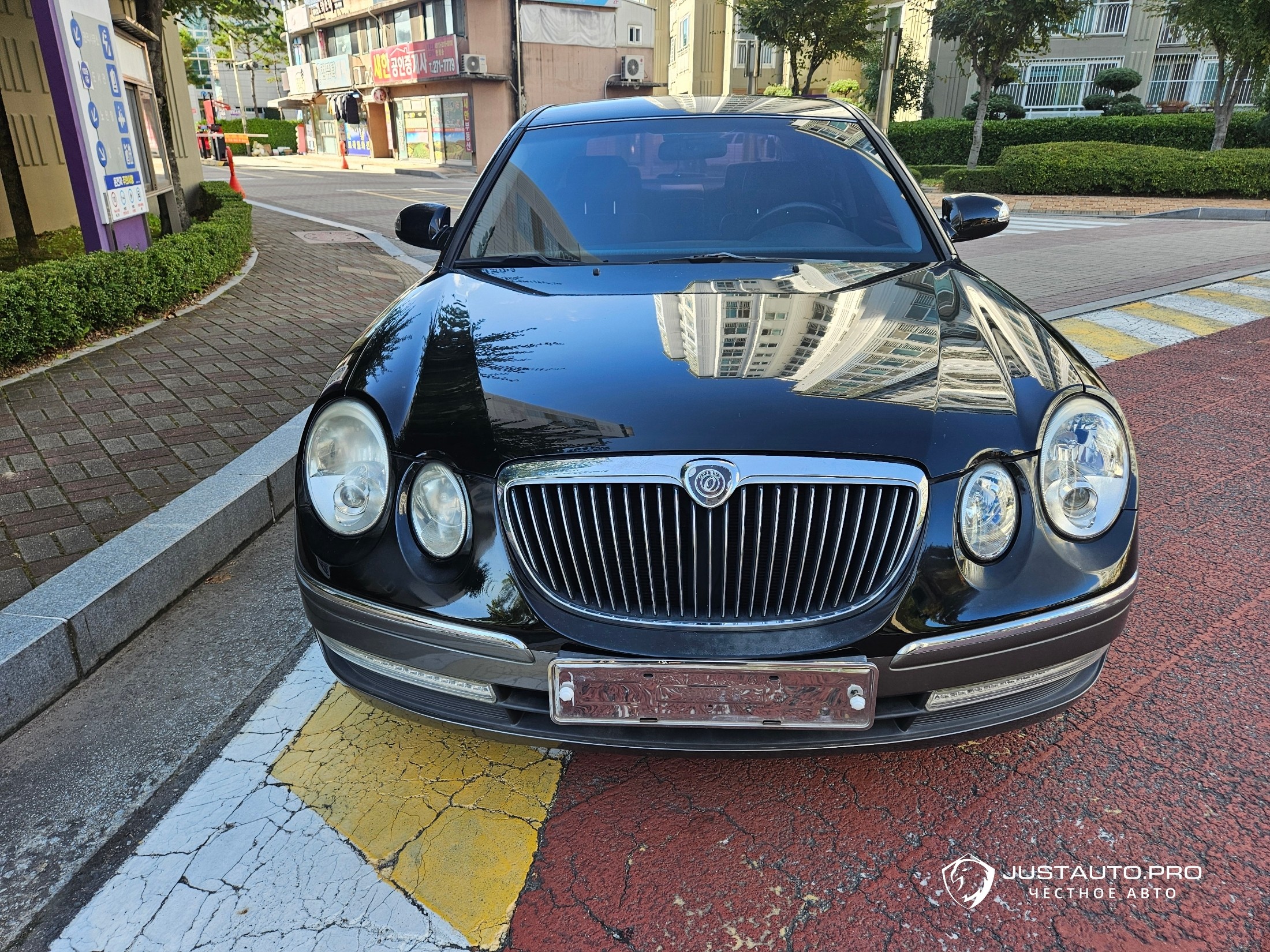 Автомобиль Kia OPIRUS