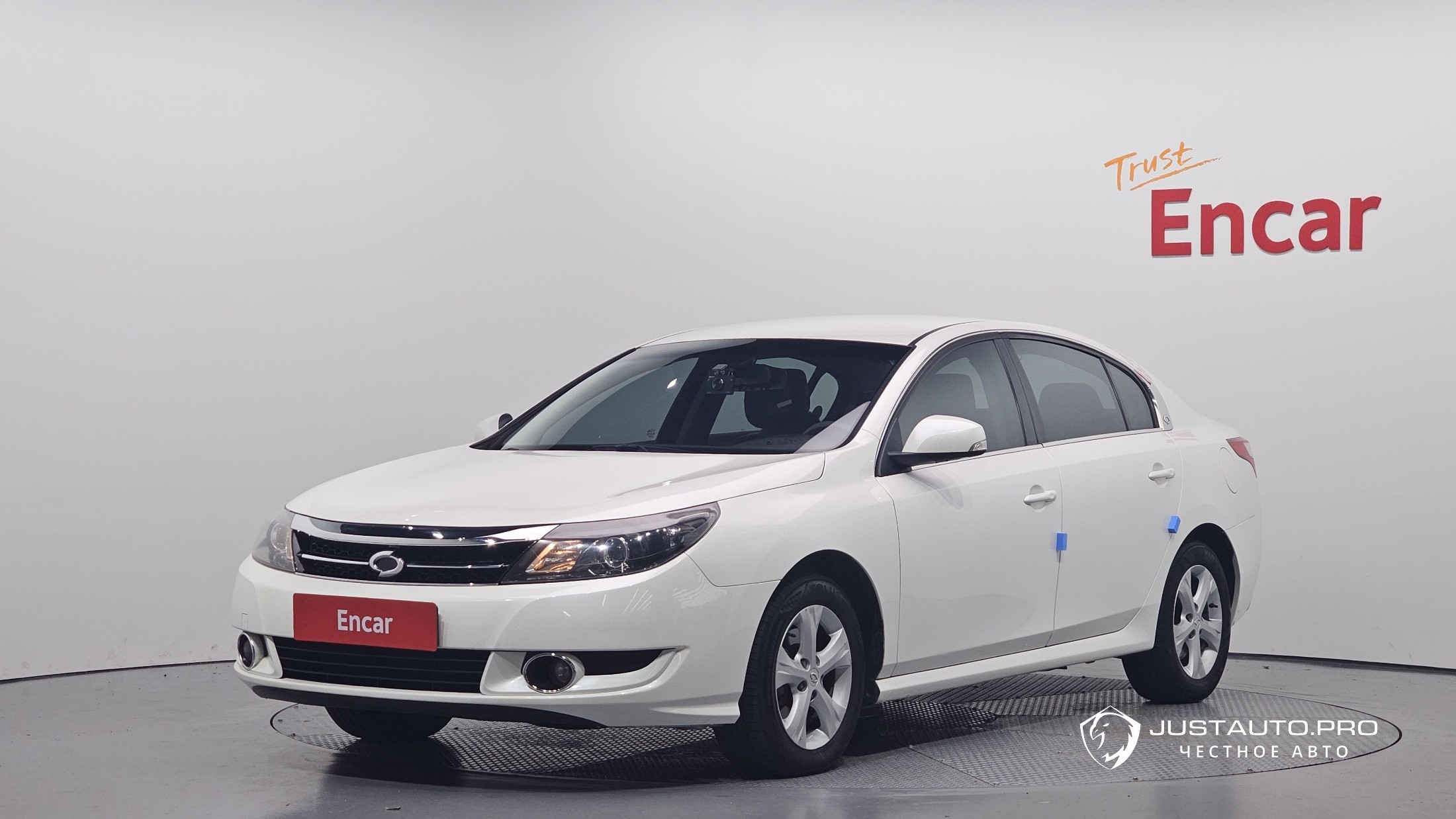 Автомобиль Renault-KoreaSamsung SM5 