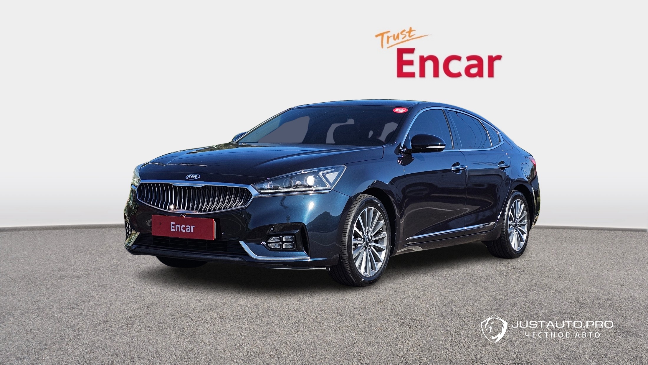 Автомобиль Kia K7