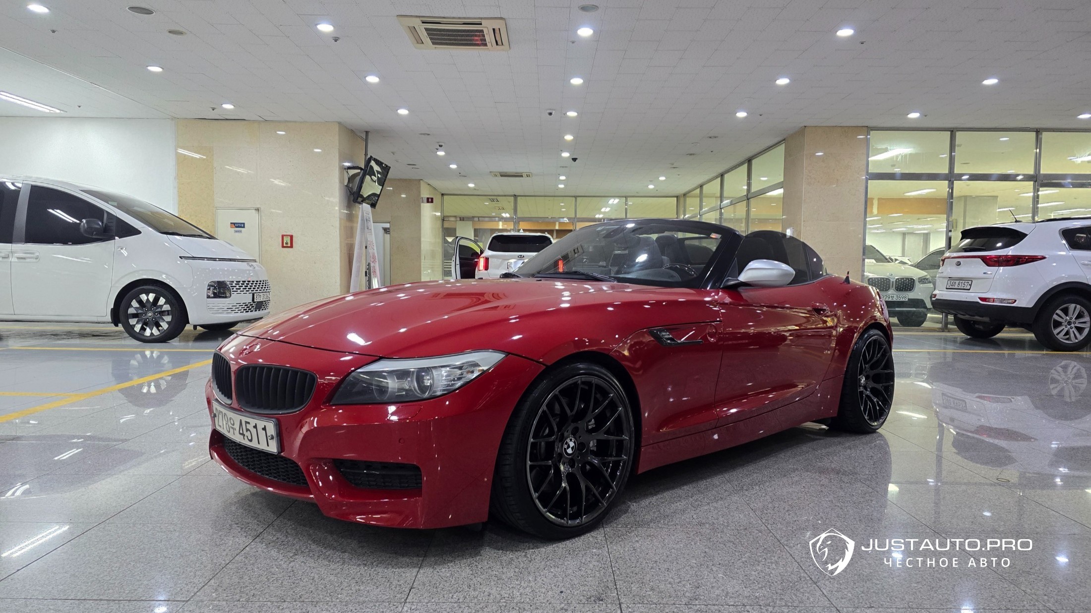 Автомобиль BMW Z4