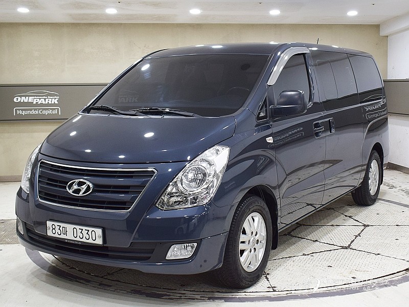 Автомобиль Hyundai Starex