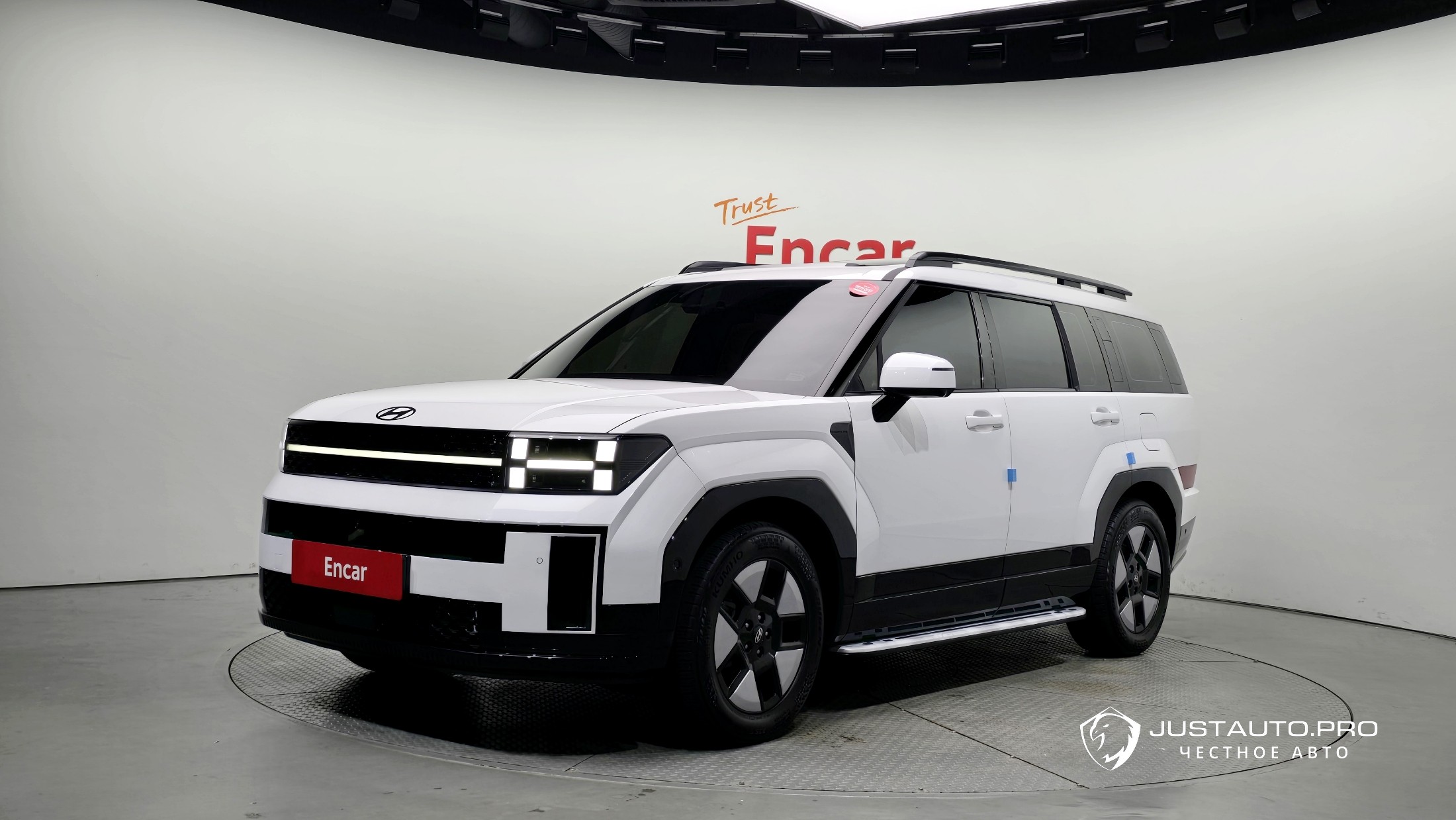 Автомобиль Hyundai Santafe