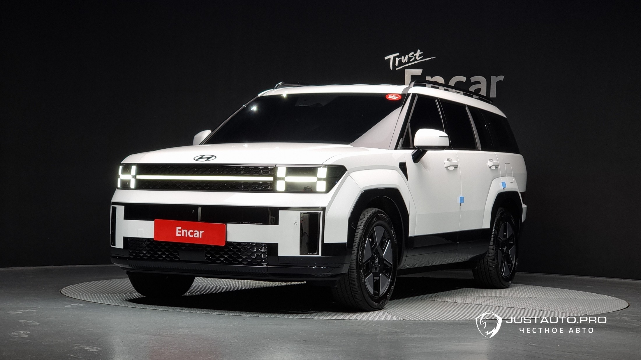 Автомобиль Hyundai Santafe