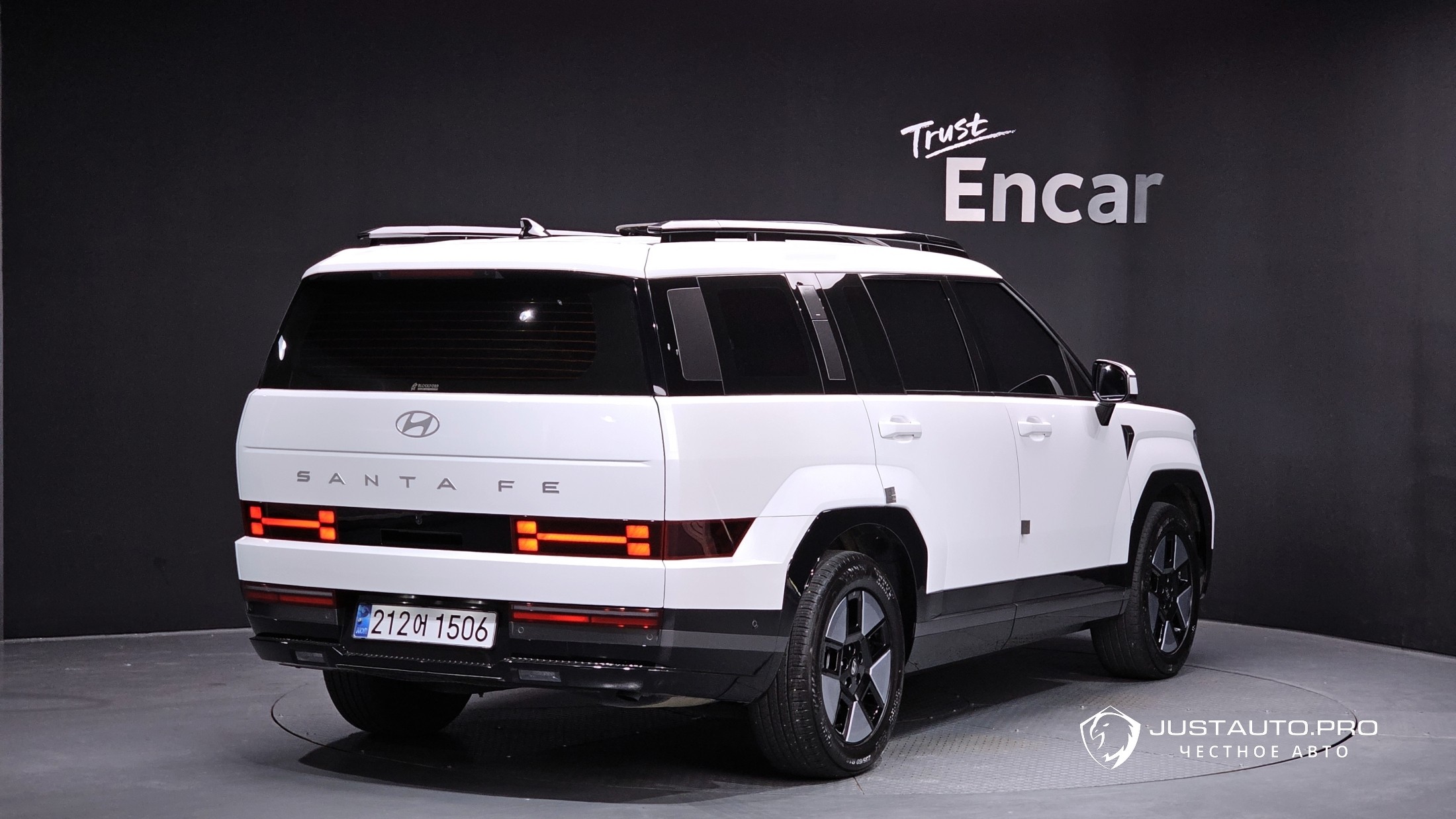 Автомобиль Hyundai Santafe