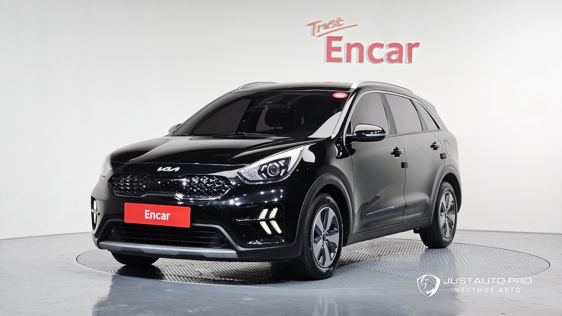 Автомобиль Kia Niro