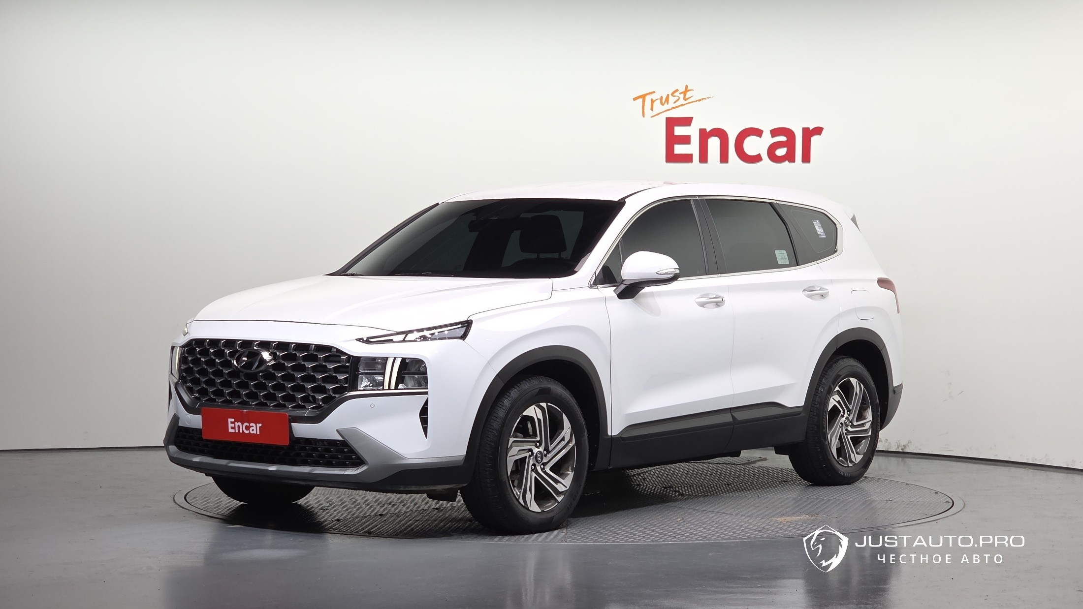 Автомобиль Hyundai Santafe