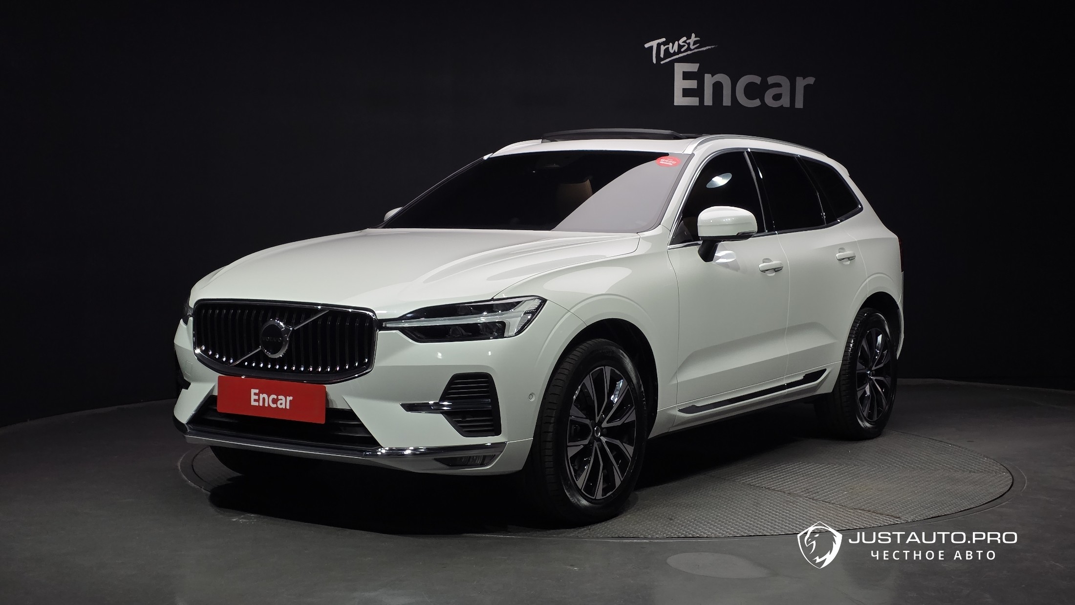 Автомобиль Volvo XC60