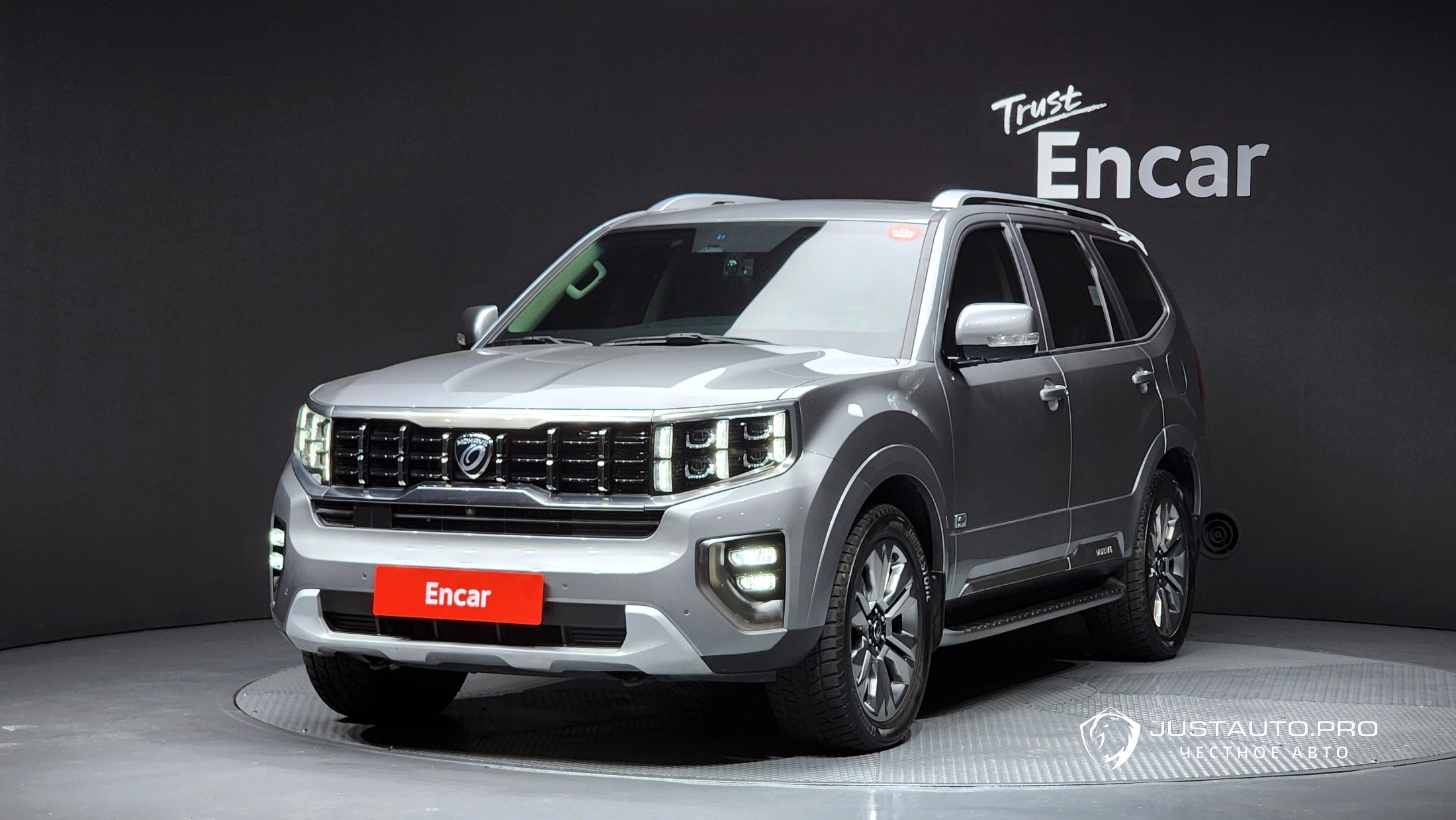 Автомобиль Kia Mohave