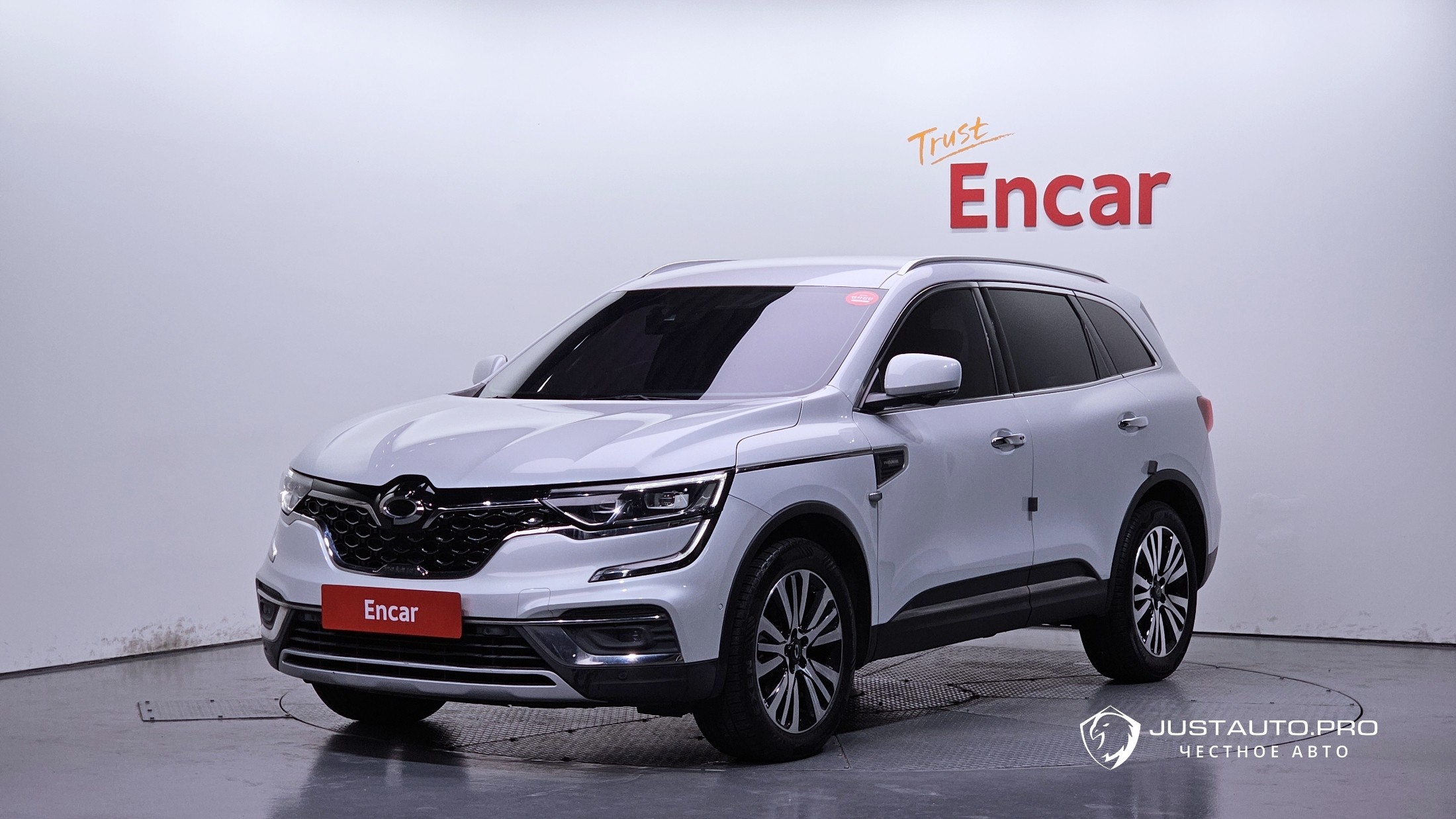 Автомобиль Renault-KoreaSamsung QM6