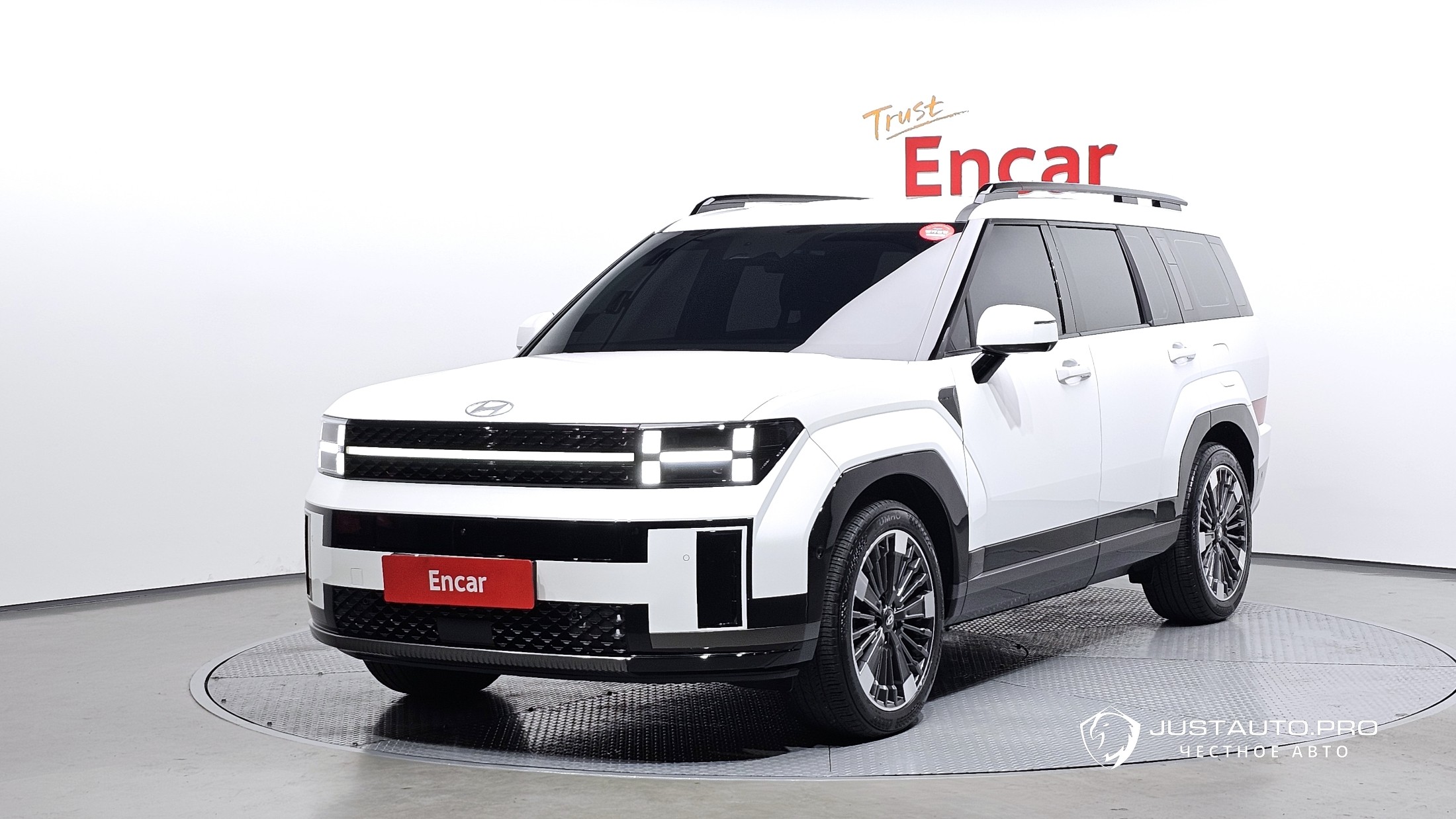 Автомобиль Hyundai Santafe