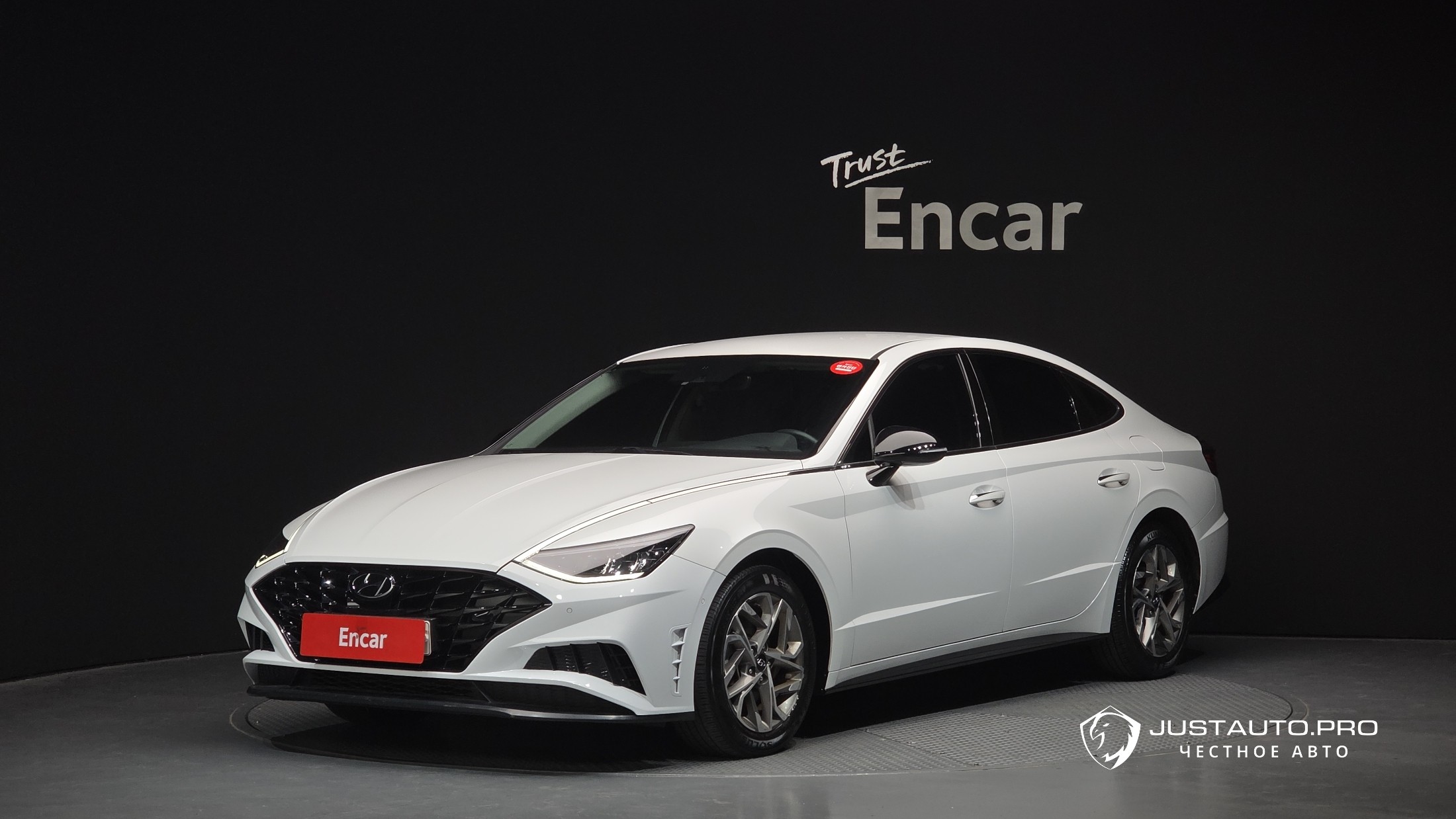 Автомобиль Hyundai Sonata