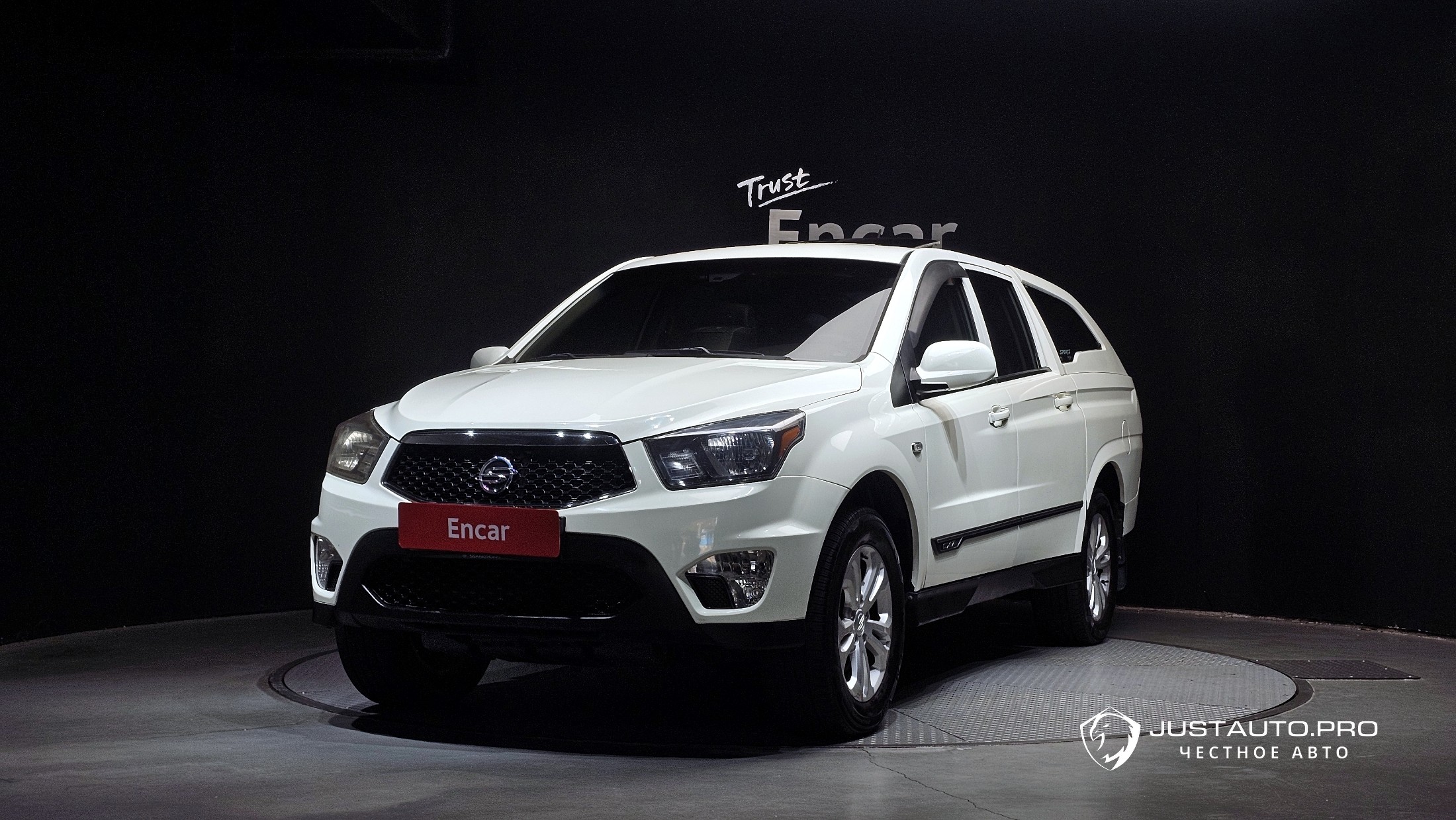 Автомобиль KG_Mobility_Ssangyong KORANDO