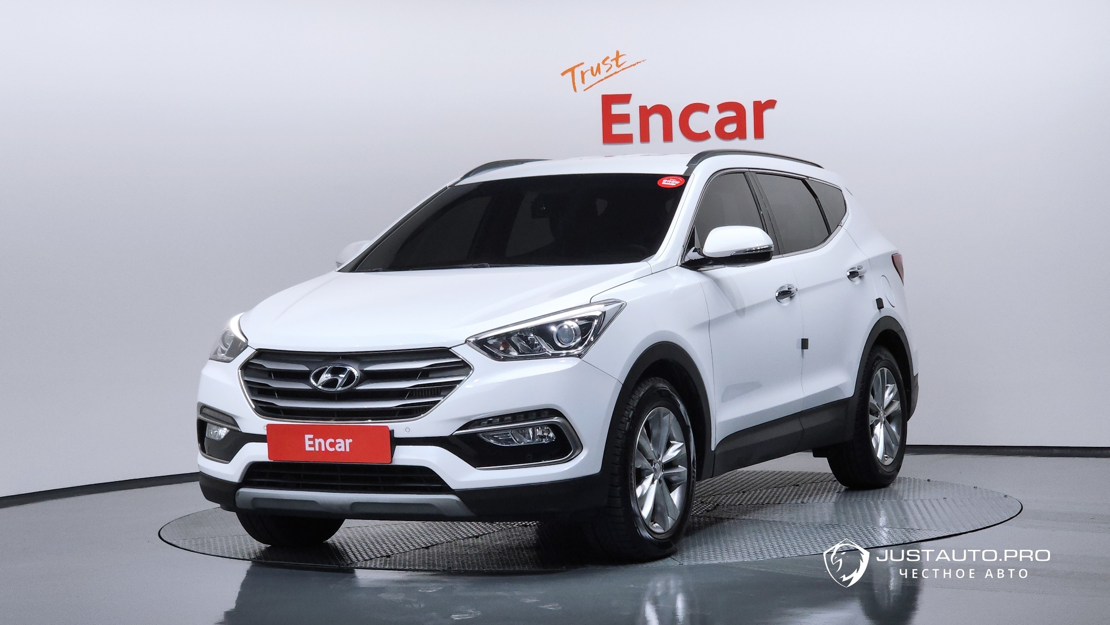 Автомобиль Hyundai Santafe