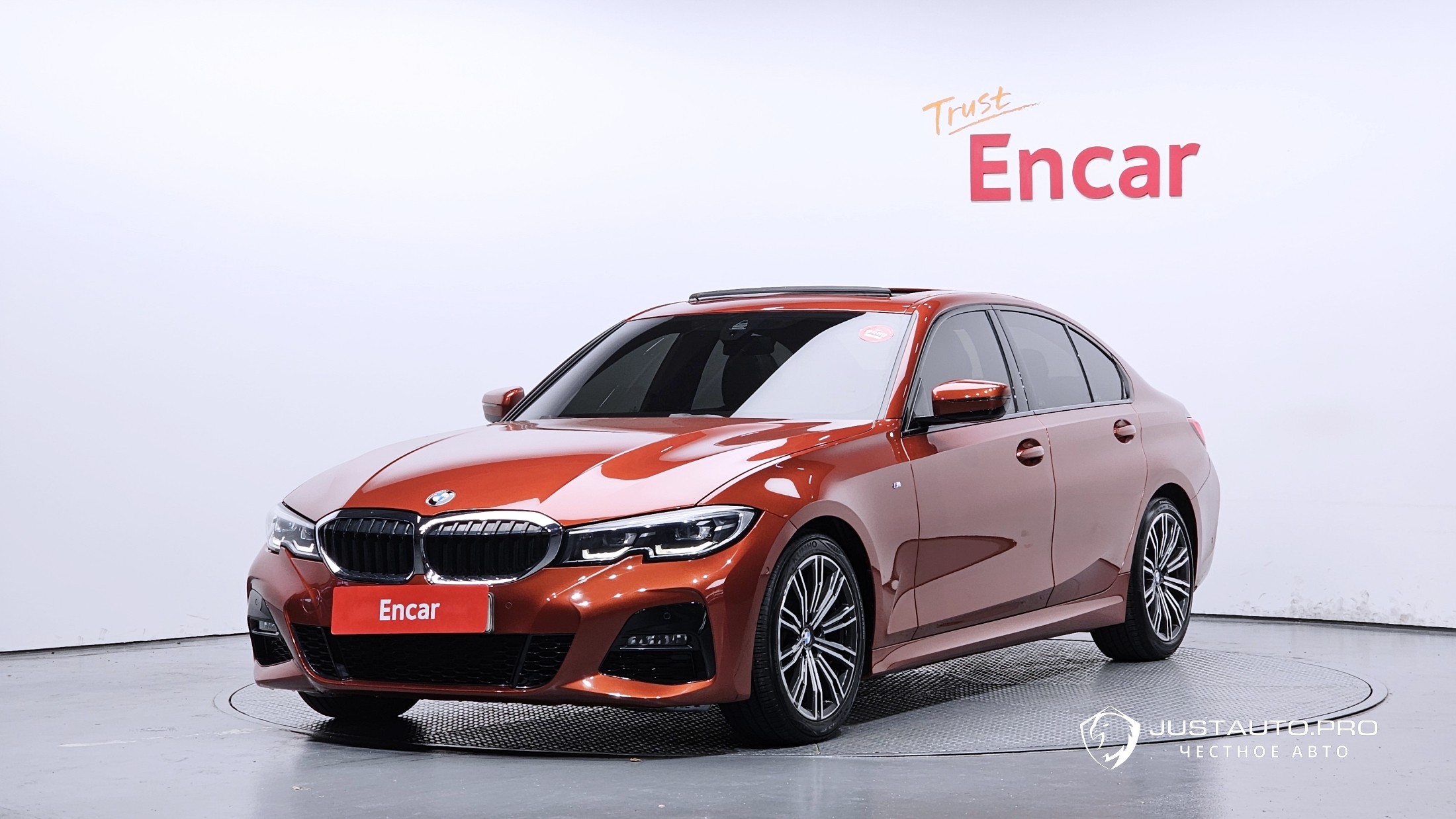 Автомобиль BMW 3-Series