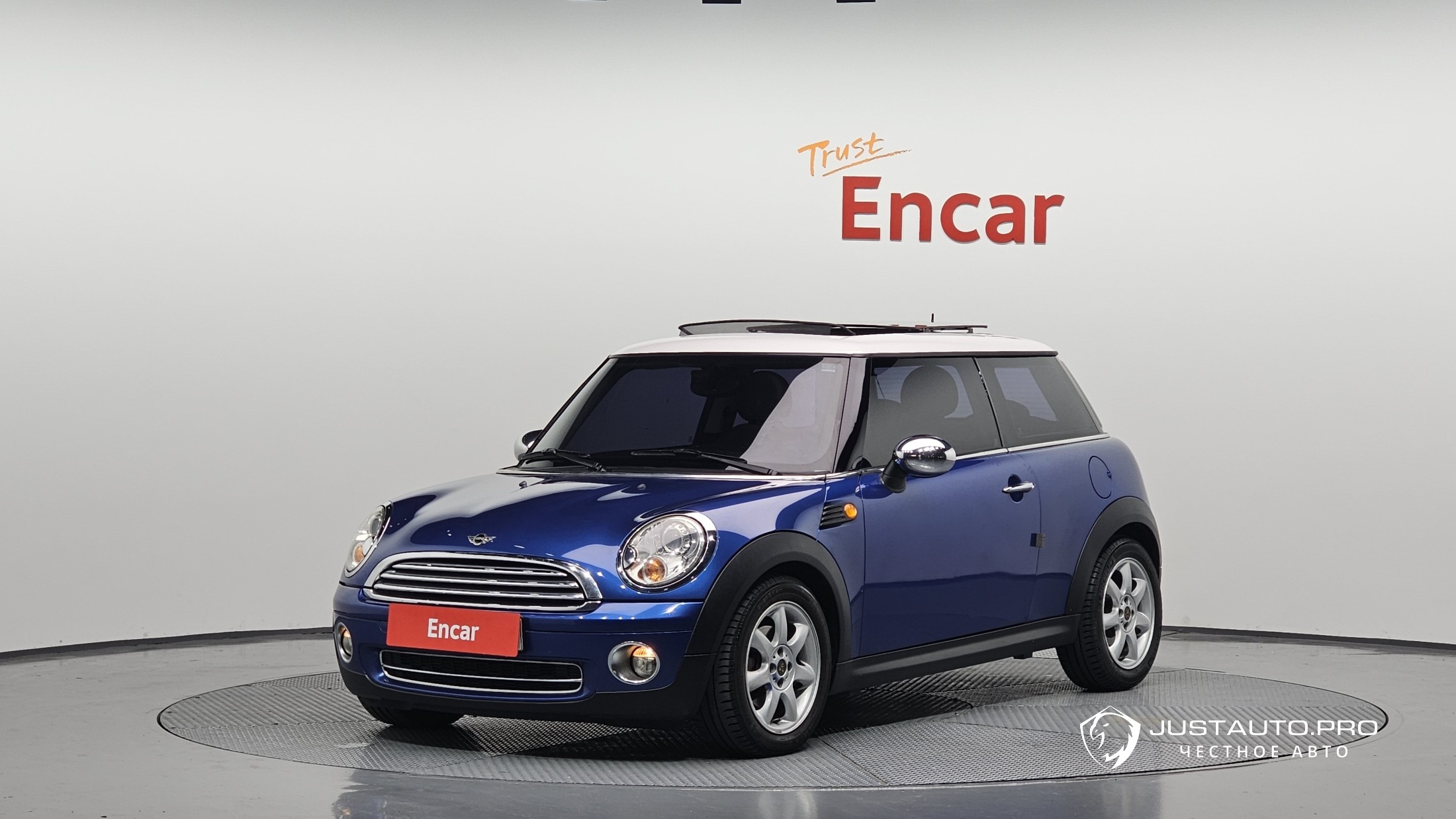 Автомобиль Mini Cooper