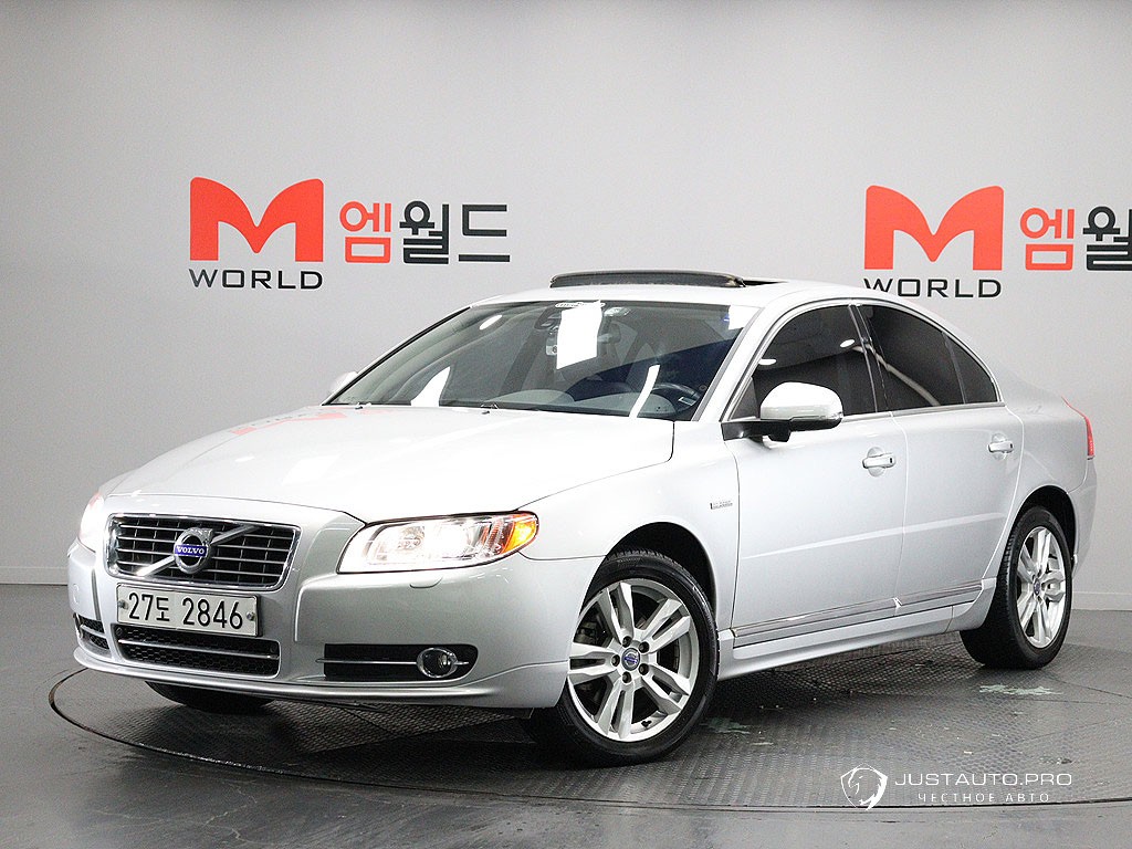 Автомобиль Volvo S80