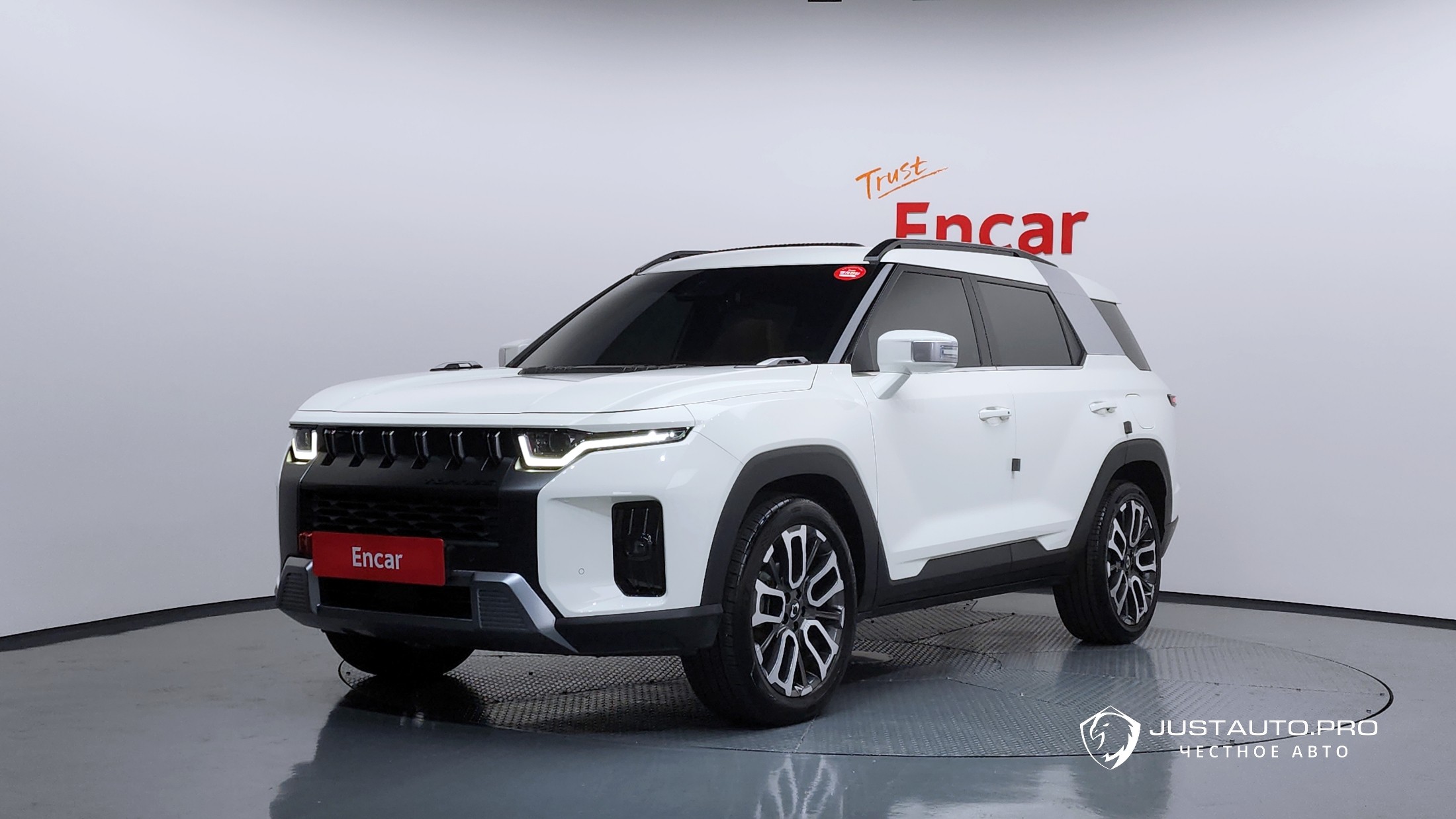 Автомобиль KG_Mobility_Ssangyong Torres