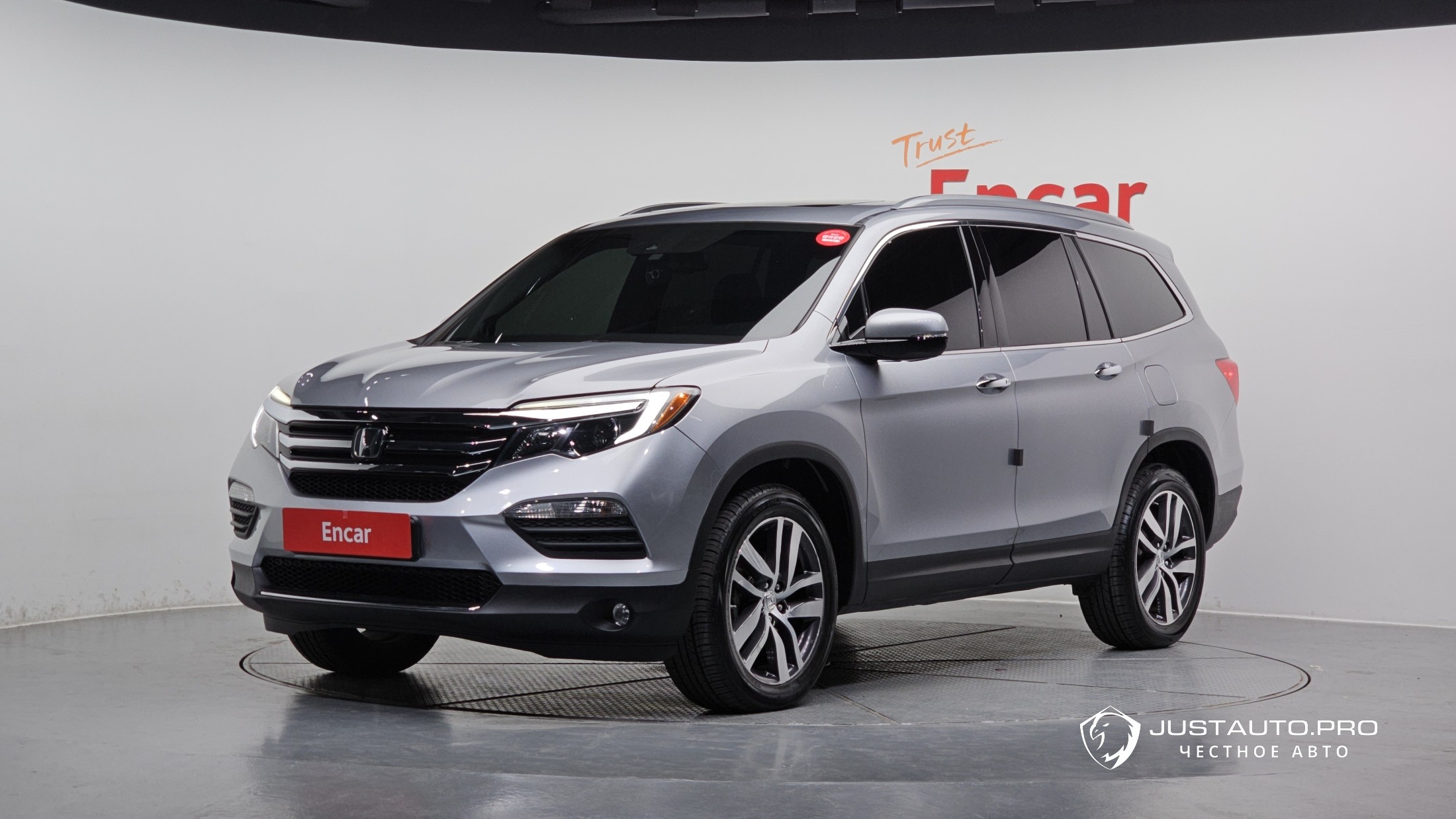 Автомобиль Honda Pilot