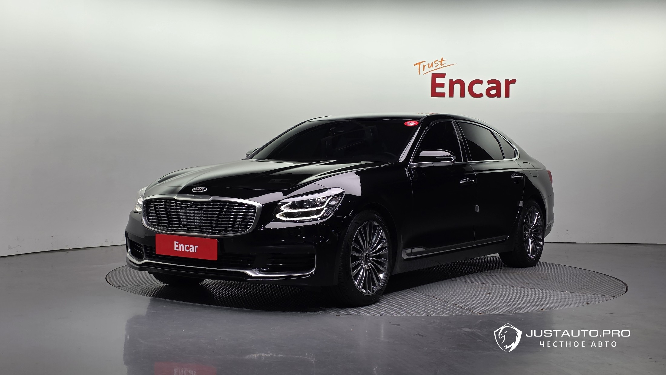 Автомобиль Kia K9