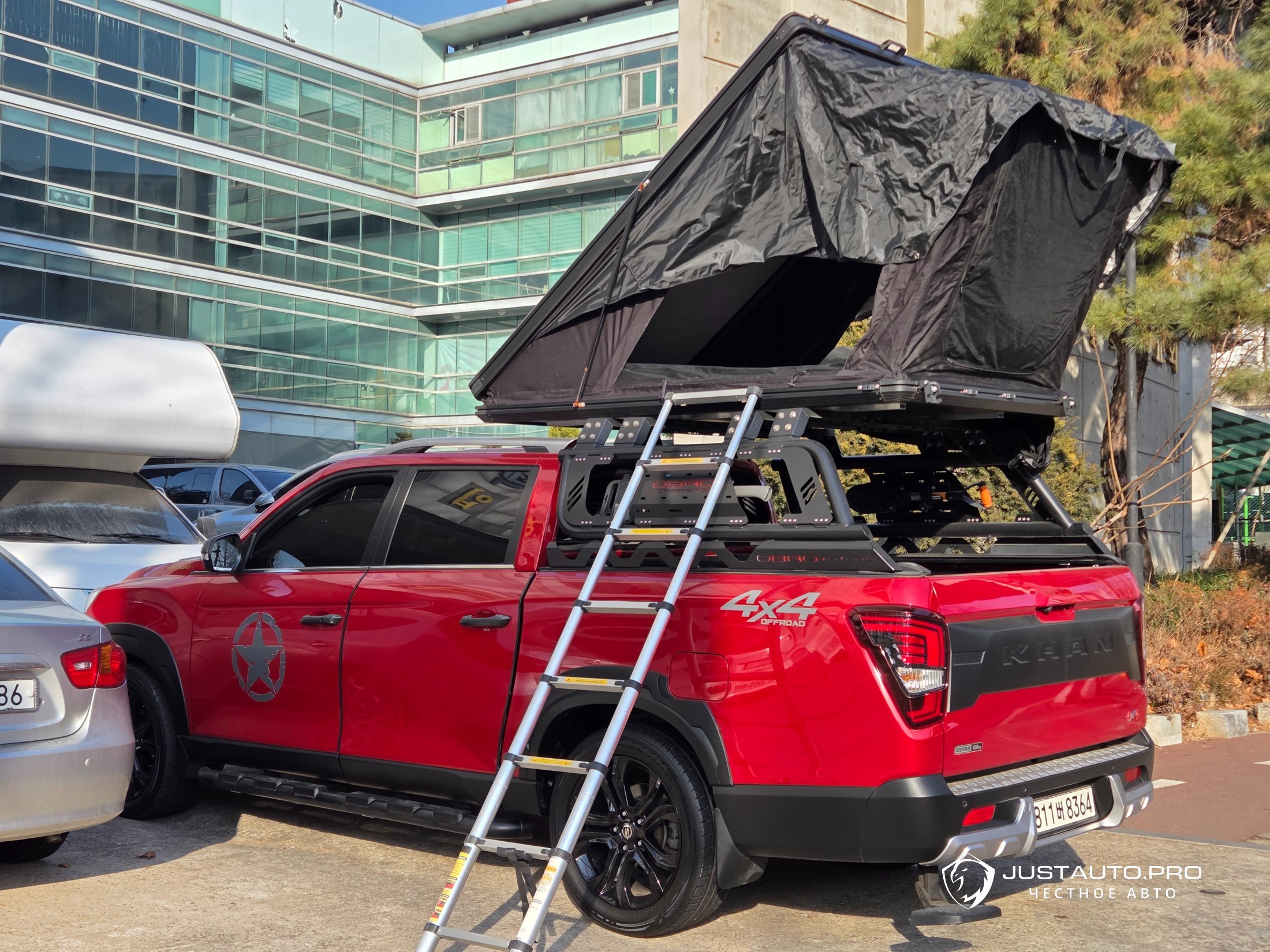 Автомобиль KG_Mobility_Ssangyong Rexton