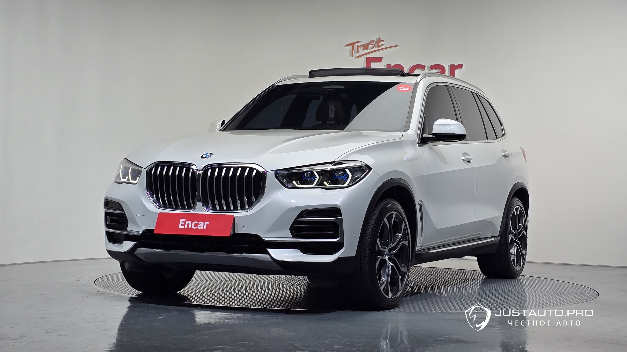 Автомобиль BMW X5