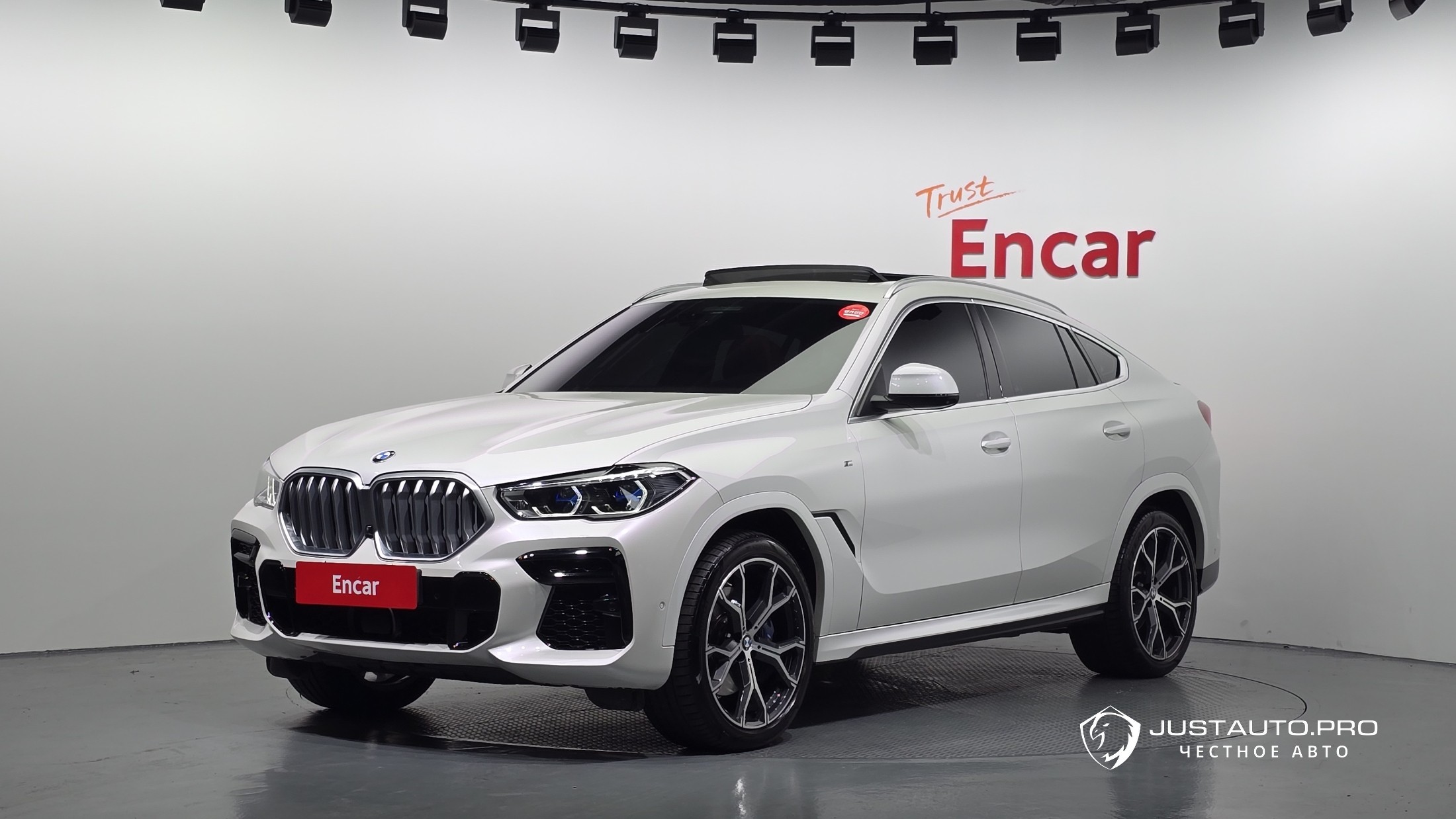 Автомобиль BMW X6