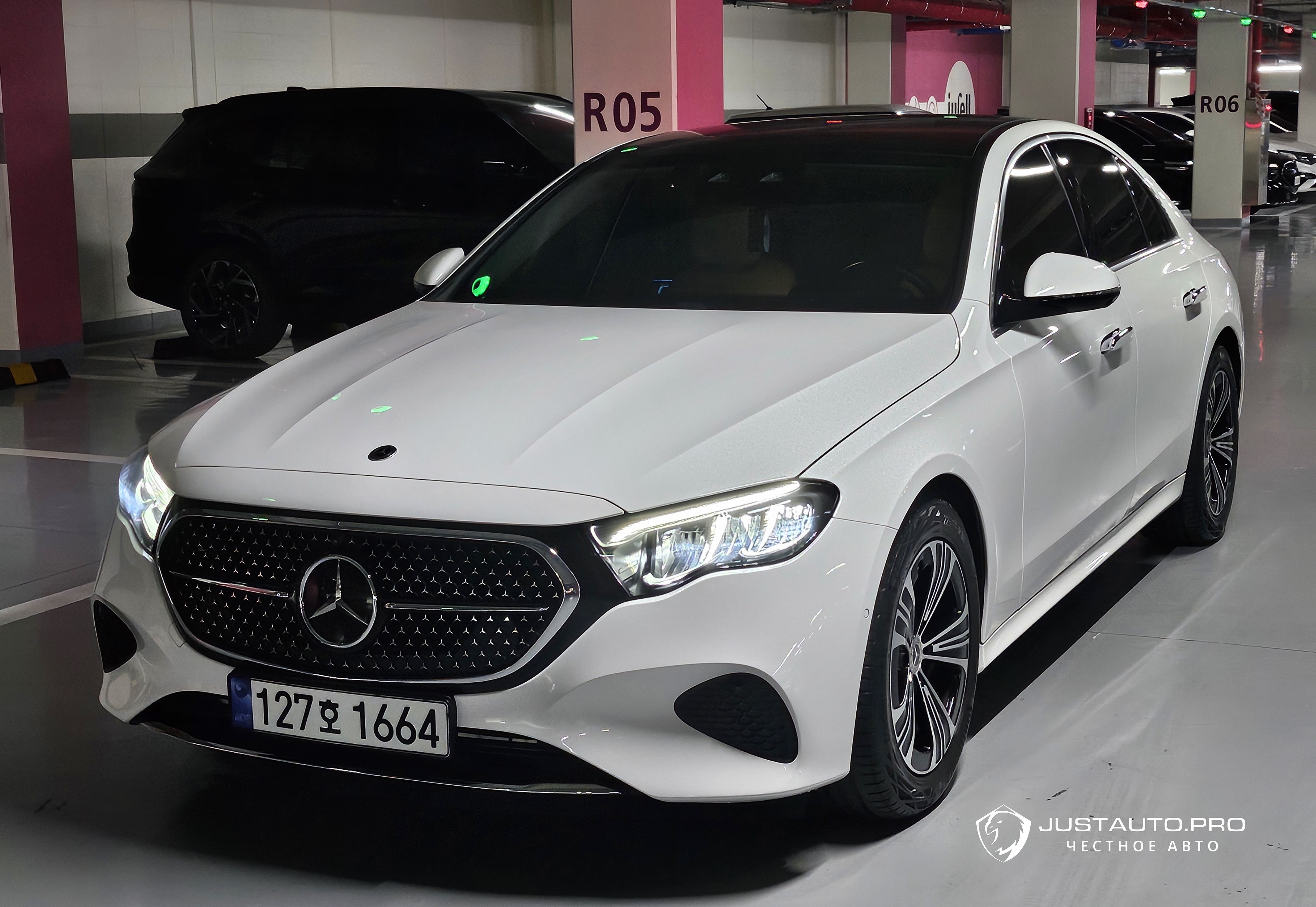 Автомобиль Mercedes-Benz E-Class