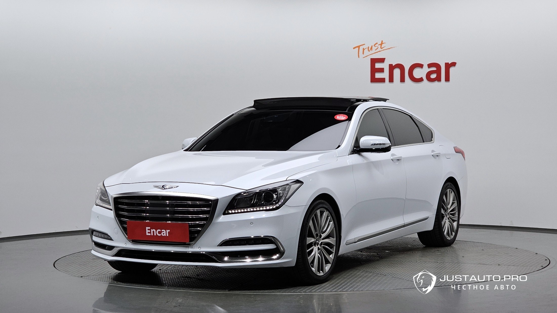 Автомобиль Genesis G80