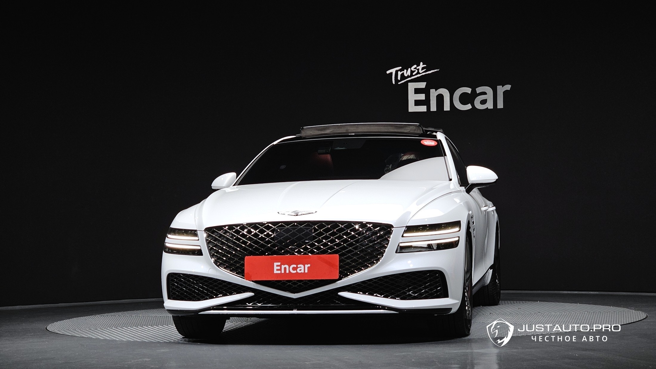 Автомобиль Genesis G80