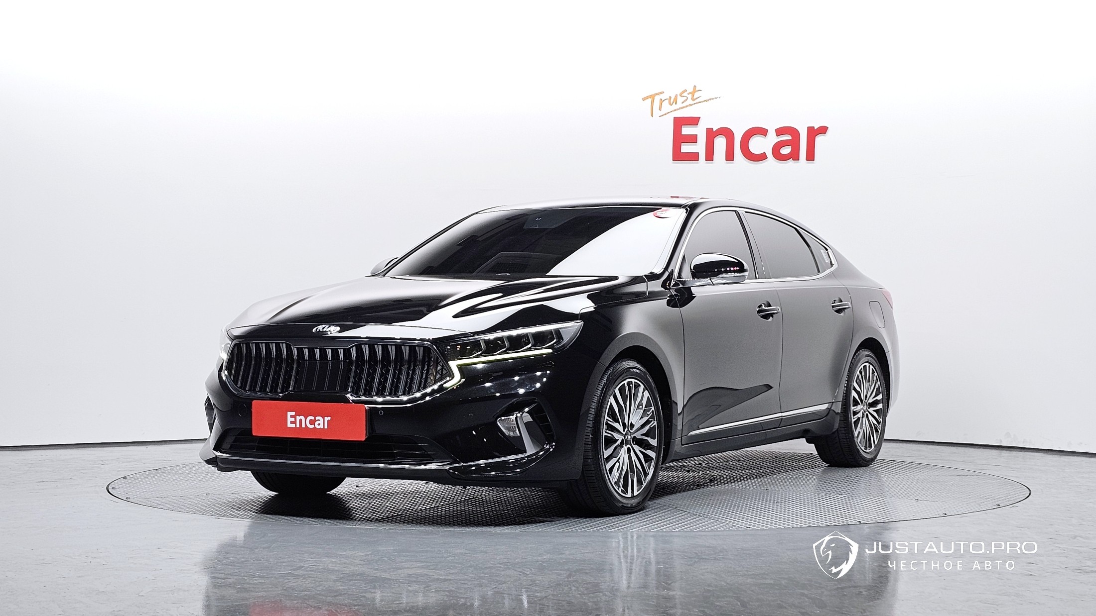 Автомобиль Kia K7