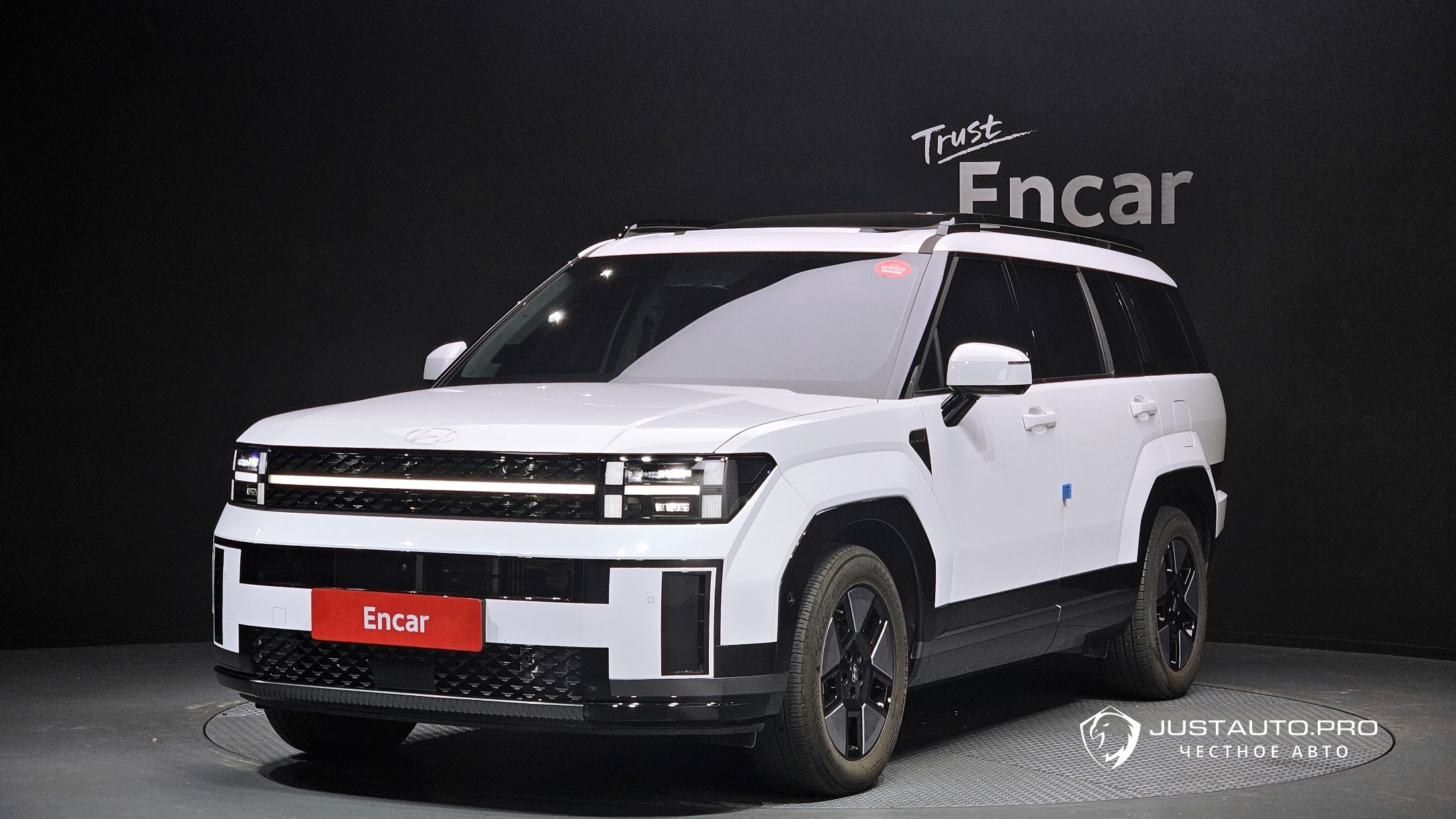 Автомобиль Hyundai Santafe