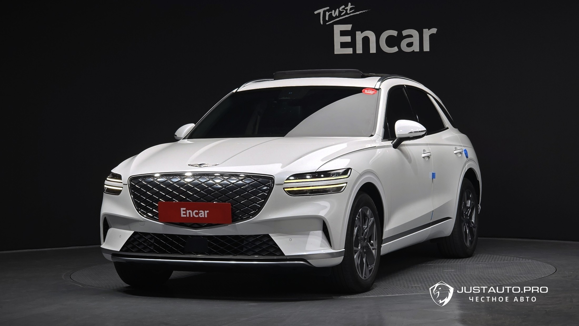 Автомобиль Genesis GV70