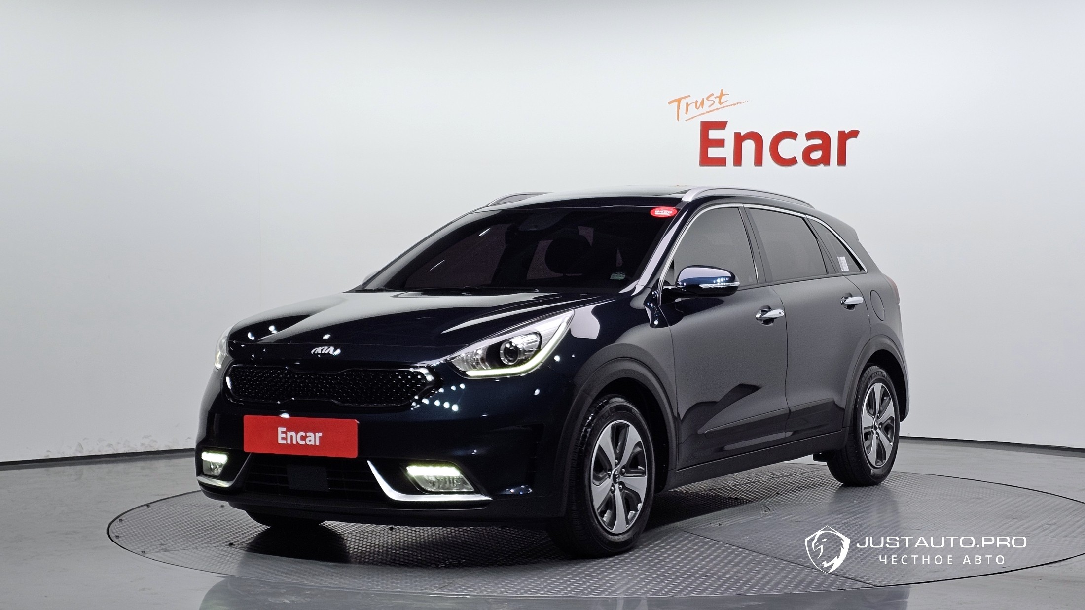 Автомобиль Kia Niro