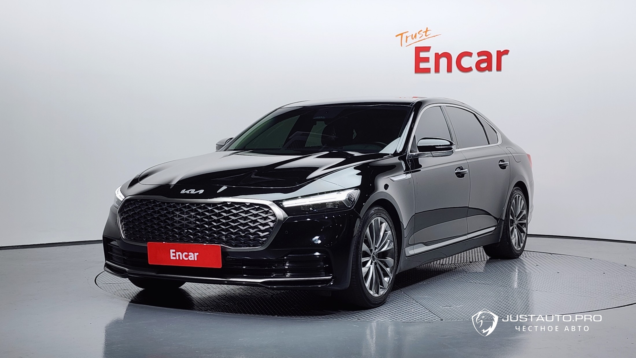 Автомобиль Kia K9