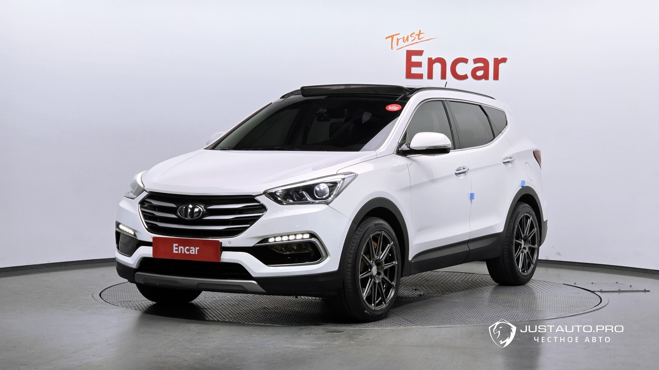 Автомобиль Hyundai Santafe