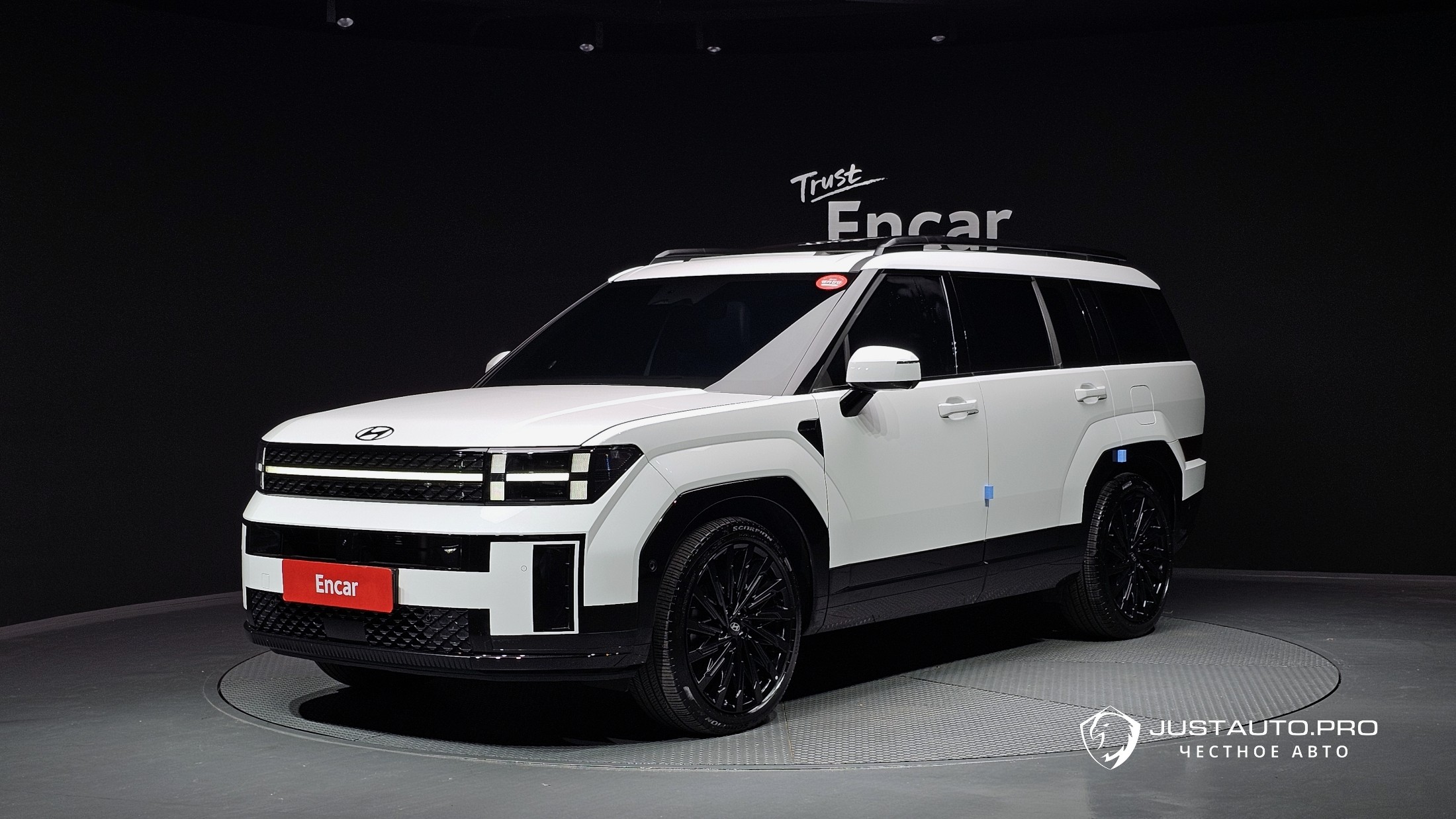 Автомобиль Hyundai Santafe