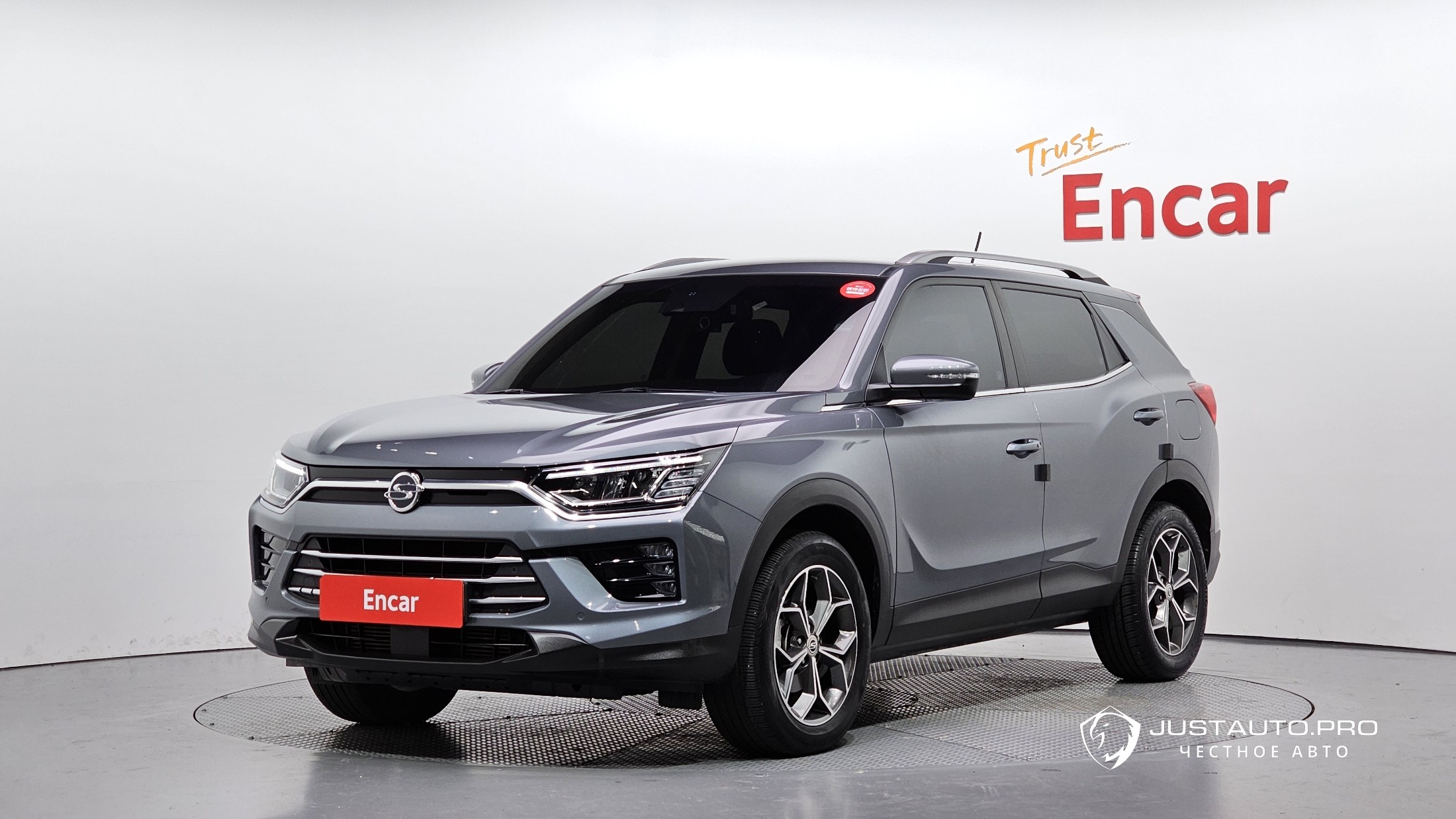 Автомобиль KG_Mobility_Ssangyong KORANDO