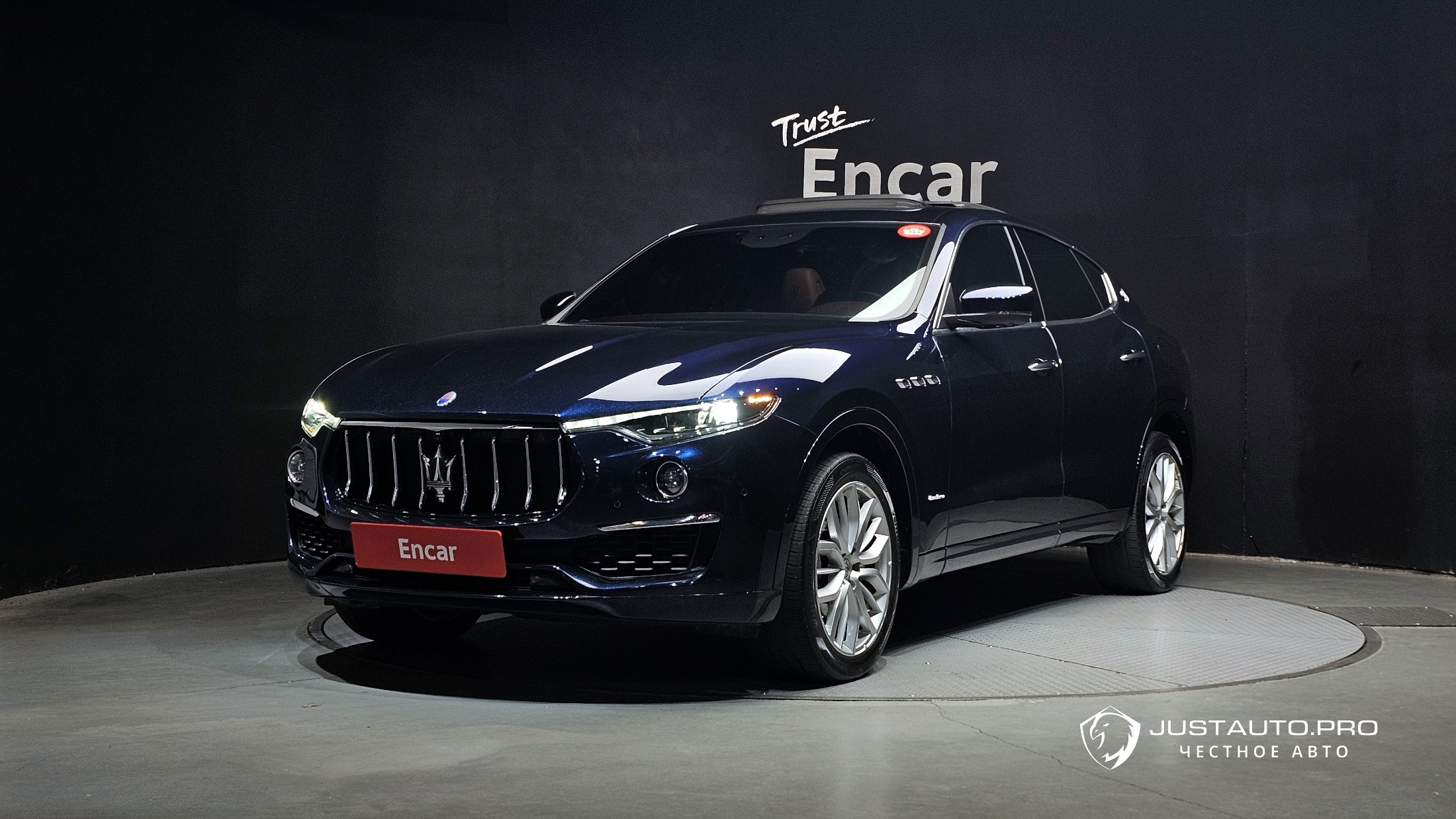 Автомобиль Maserati Levante