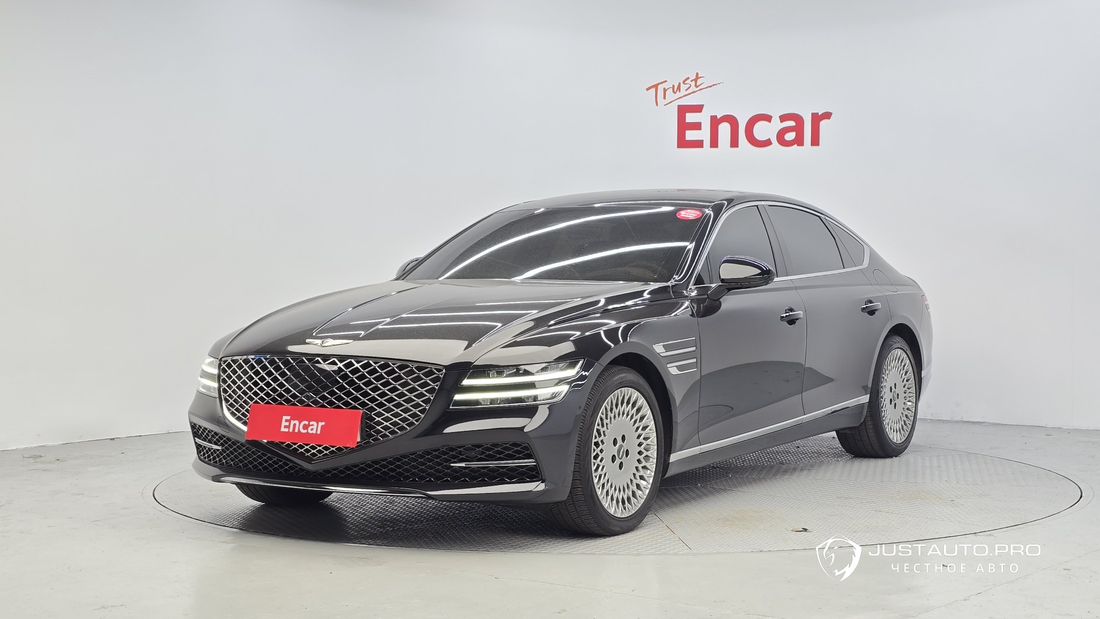 Автомобиль Genesis G80