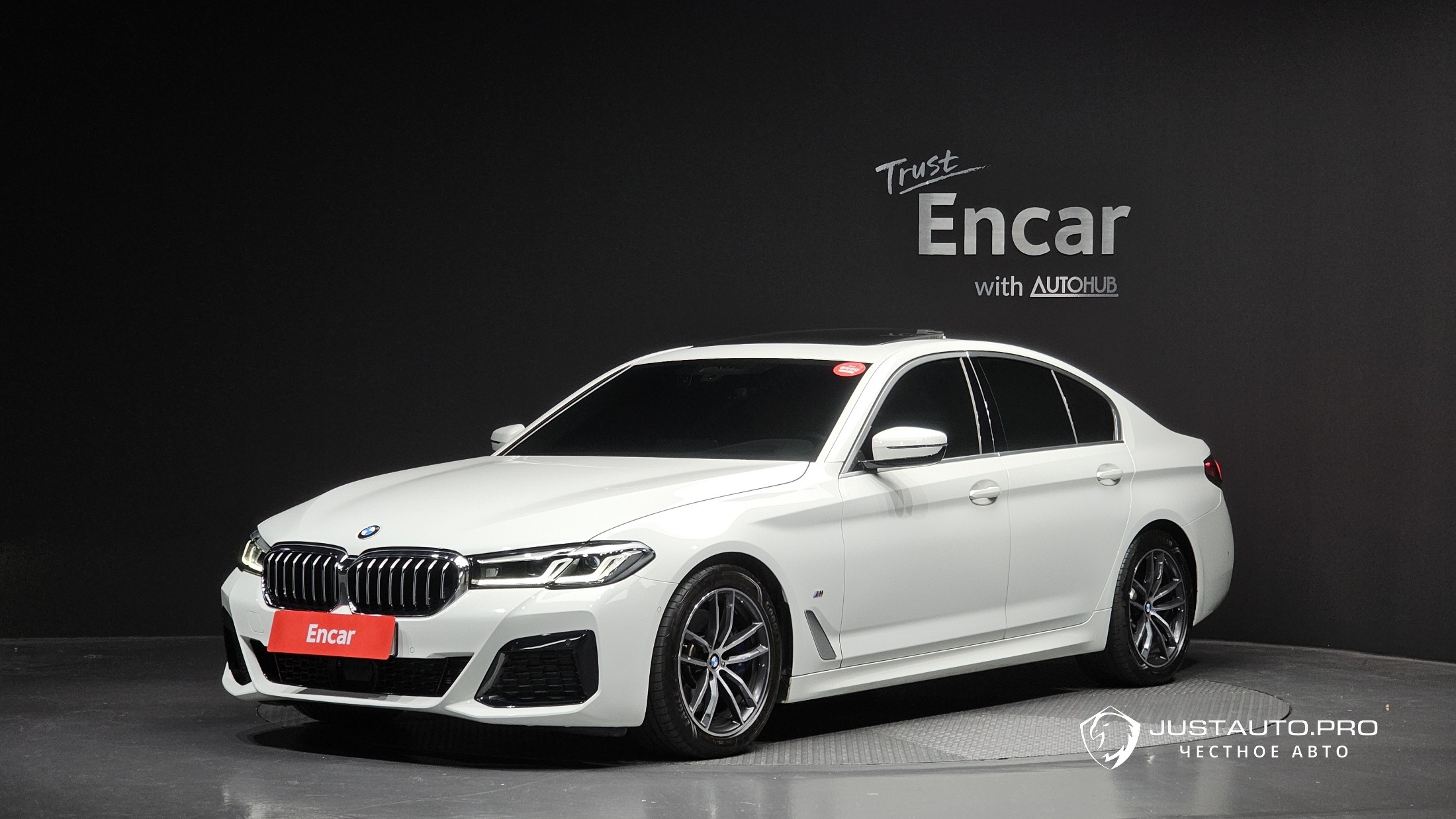 Автомобиль BMW 5-Series