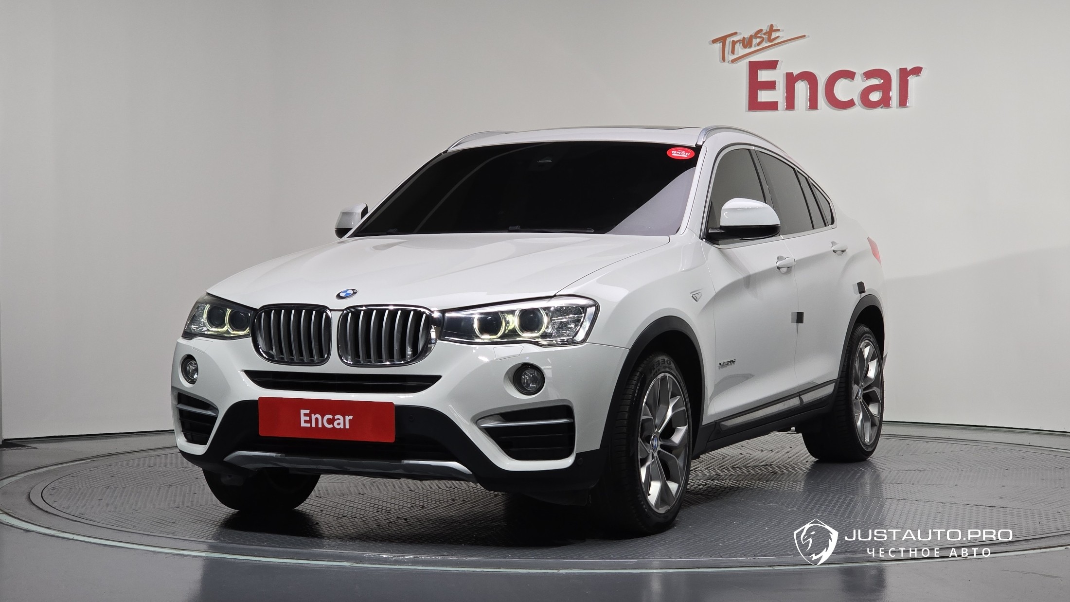 Автомобиль BMW X4