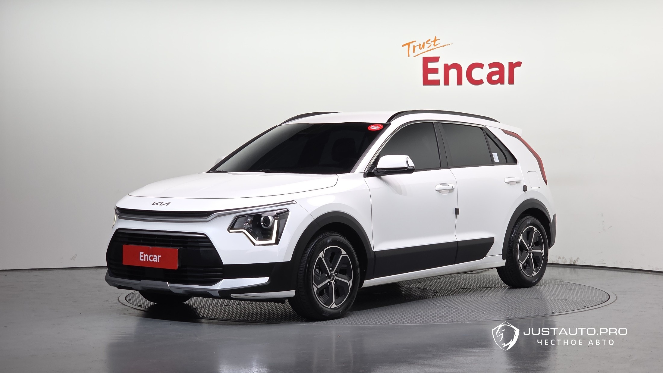 Автомобиль Kia Niro