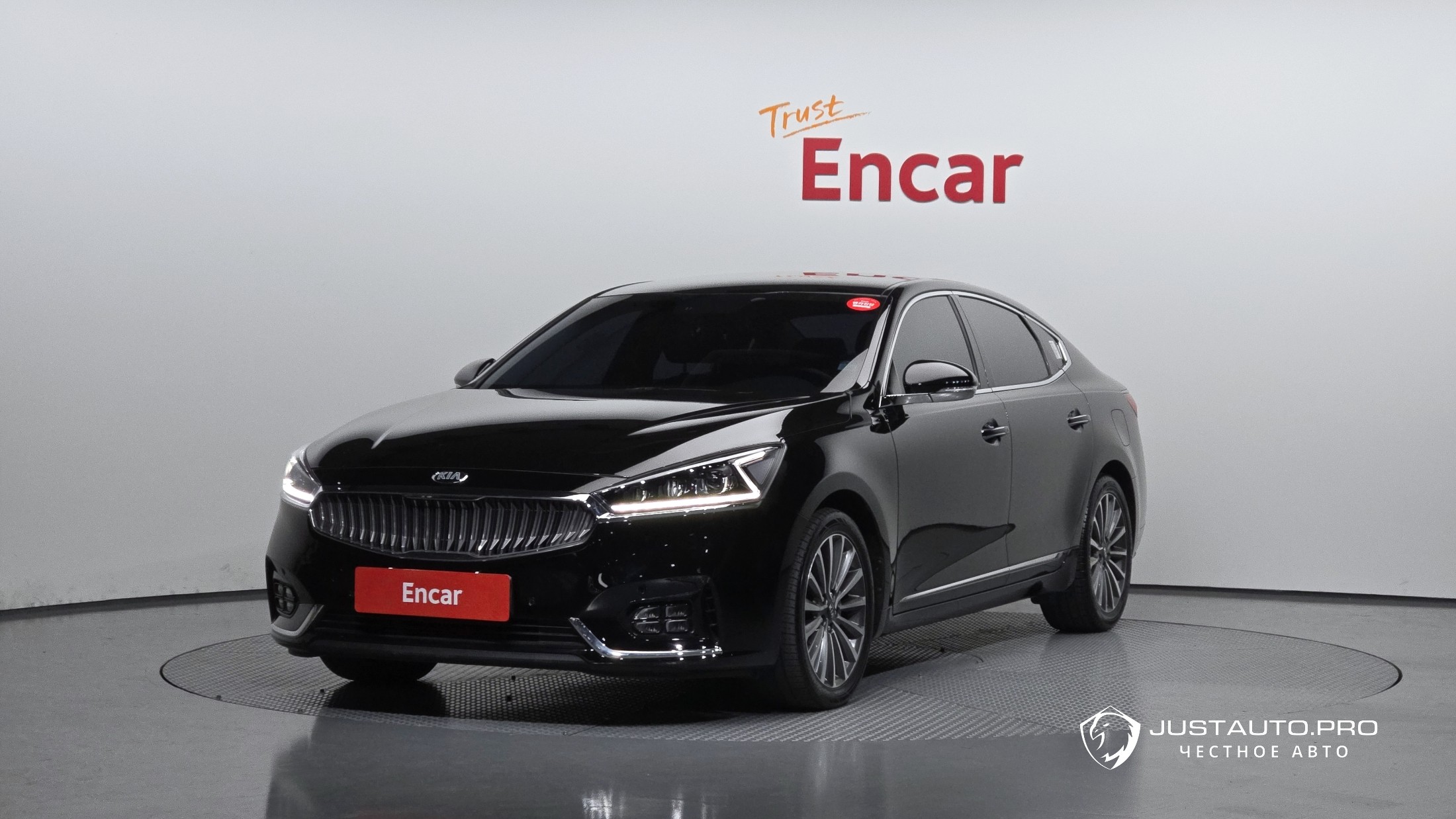 Автомобиль Kia K7