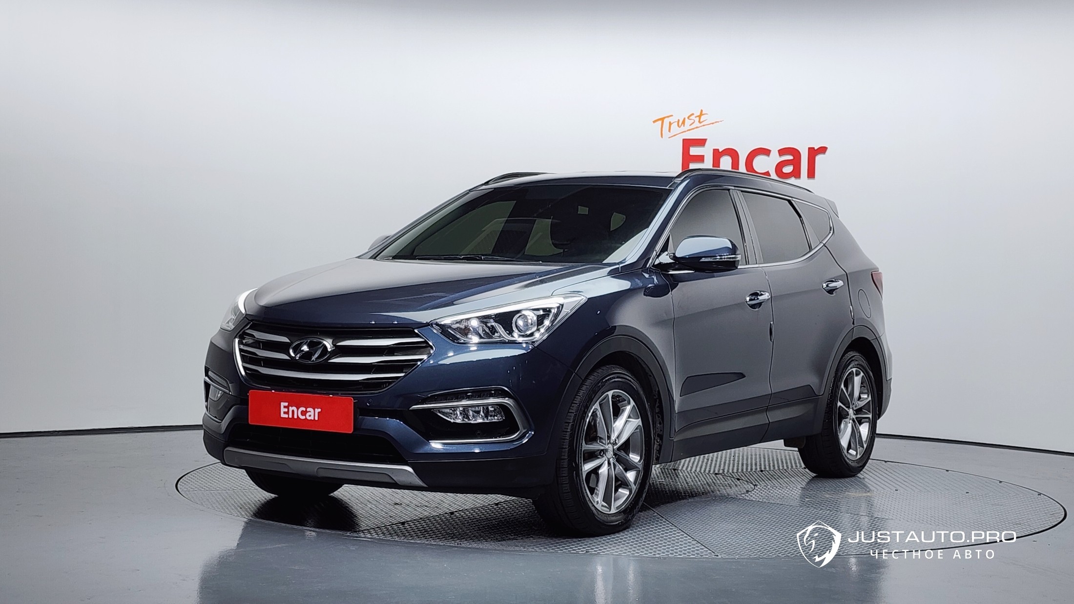 Автомобиль Hyundai Santafe