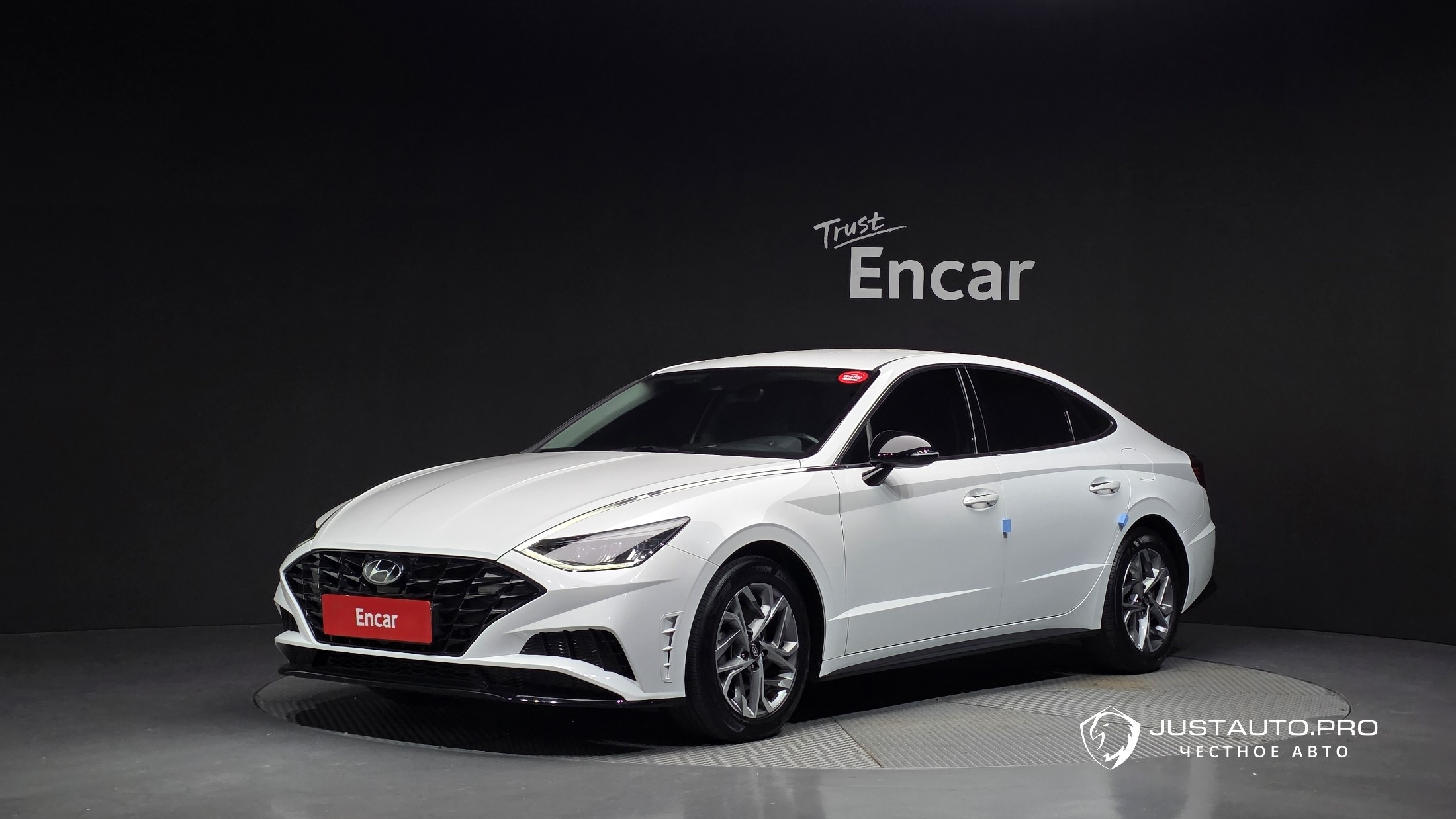 Автомобиль Hyundai Sonata