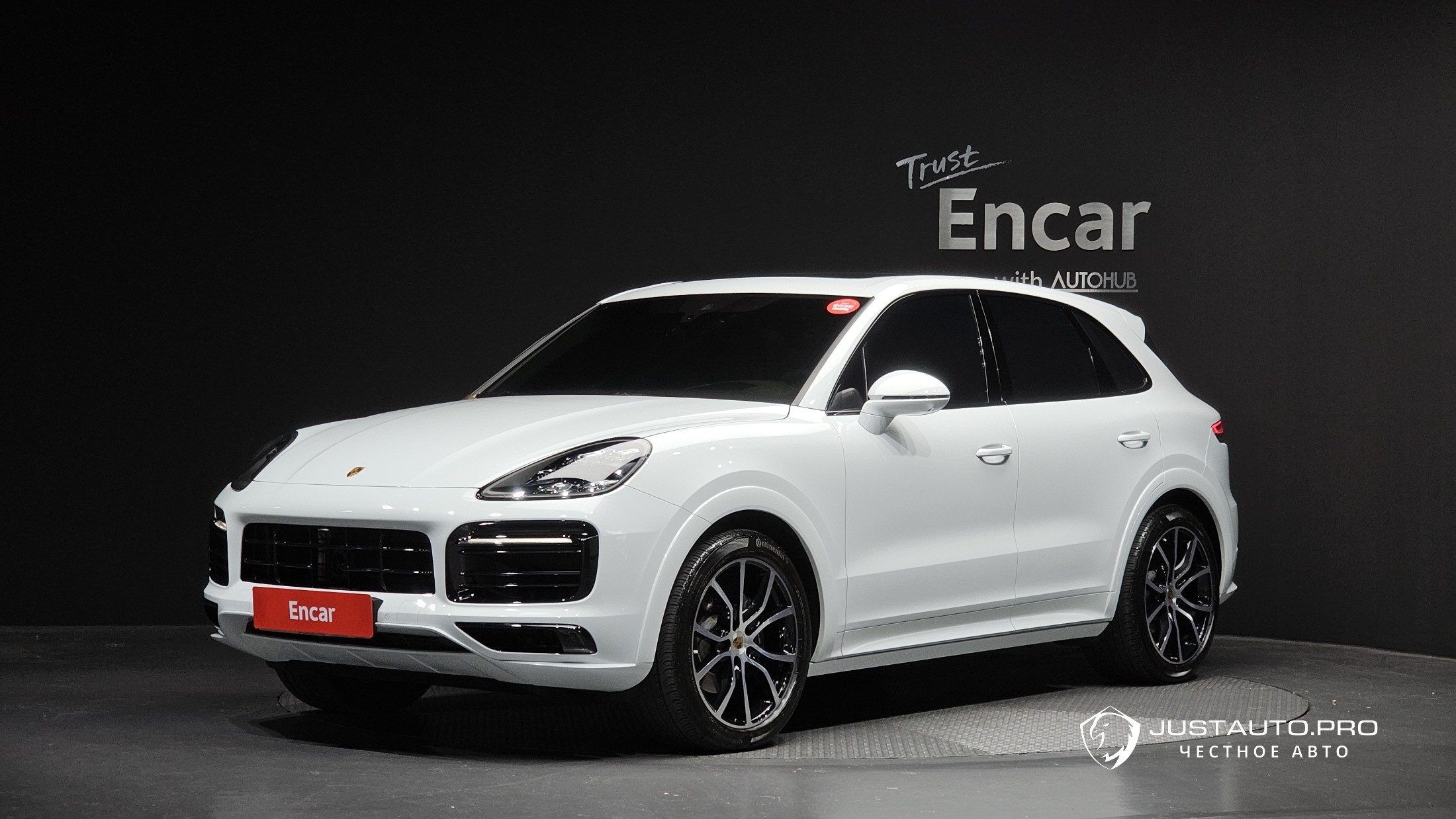 Автомобиль Porsche Cayenne